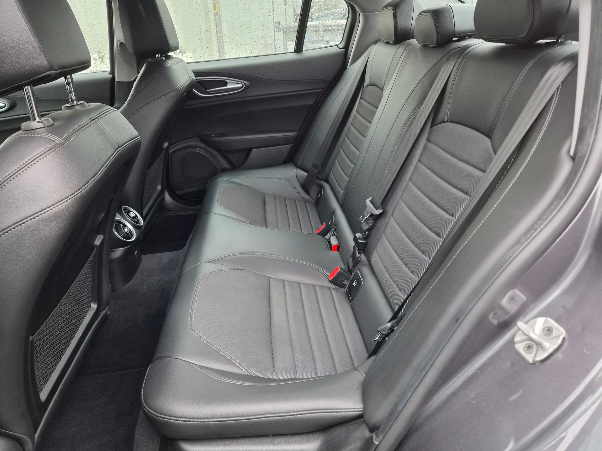 ALFA ROMEO Giulia 2.2 JTDM Business Automatic Q4-image-7
