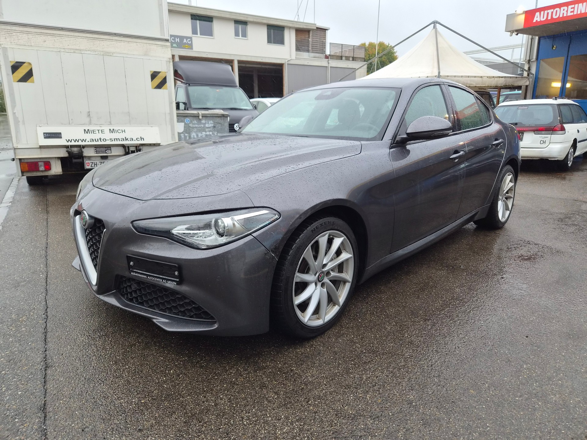 ALFA ROMEO Giulia 2.2 JTDM Business Automatic Q4-showroom-element-2