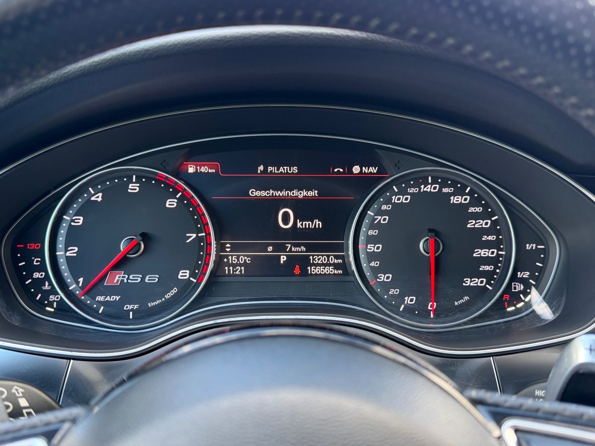 AUDI RS6 Avant 4.0 TFSI V8 performance quattro-image-21