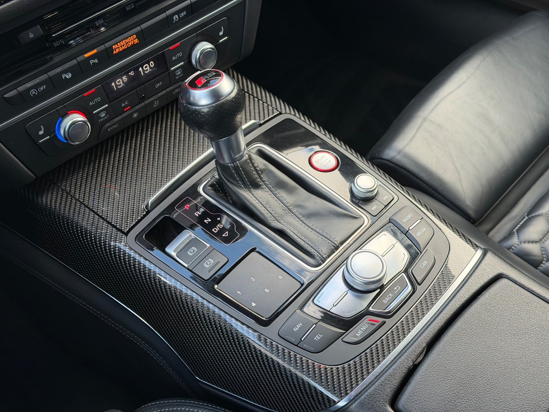 AUDI RS6 Avant 4.0 TFSI V8 performance quattro-image-25