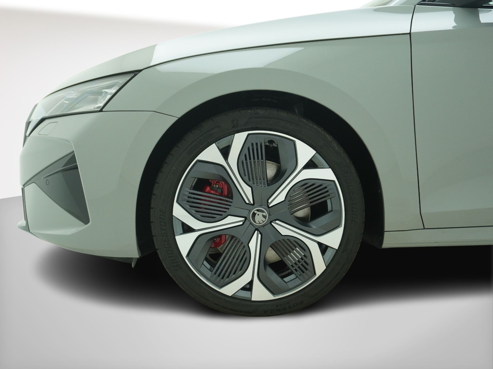 SKODA Octavia 2.0 TSI RS DSG-image-9