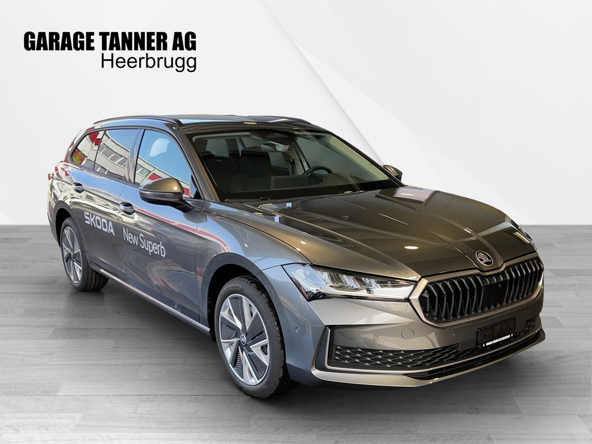 SKODA Superb Combi 2.0 TDi Selection 4x4 DSG-showroom-element-2