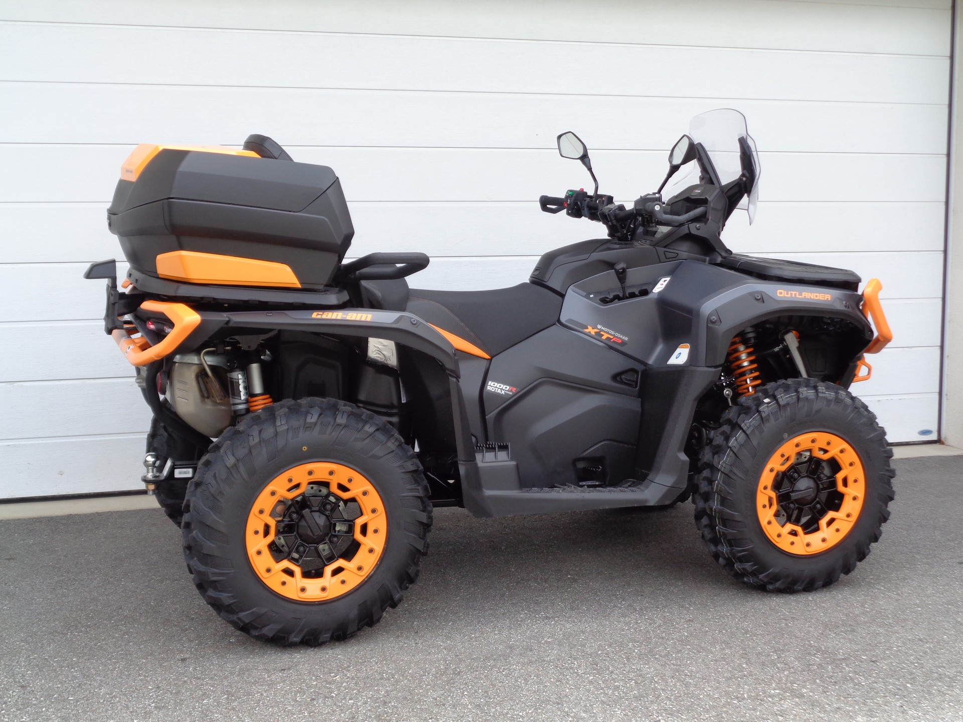 CAN-AM Outlander 1000 MAX XT-P ABS-TC DPS-image-2