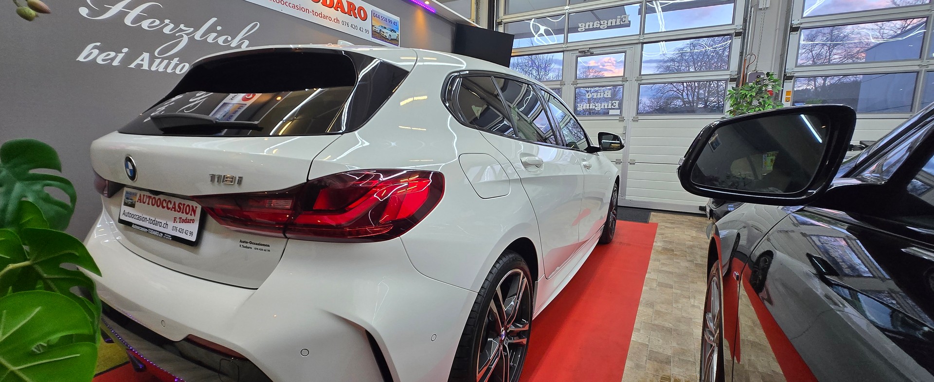 BMW 118i M Sport Steptronic-image-4