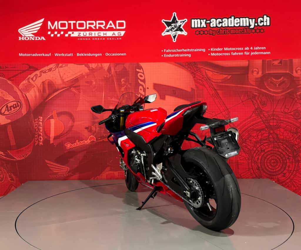HONDA CBR 1000 RR-R Fireblade SP *Neufahrzeug*-image-8