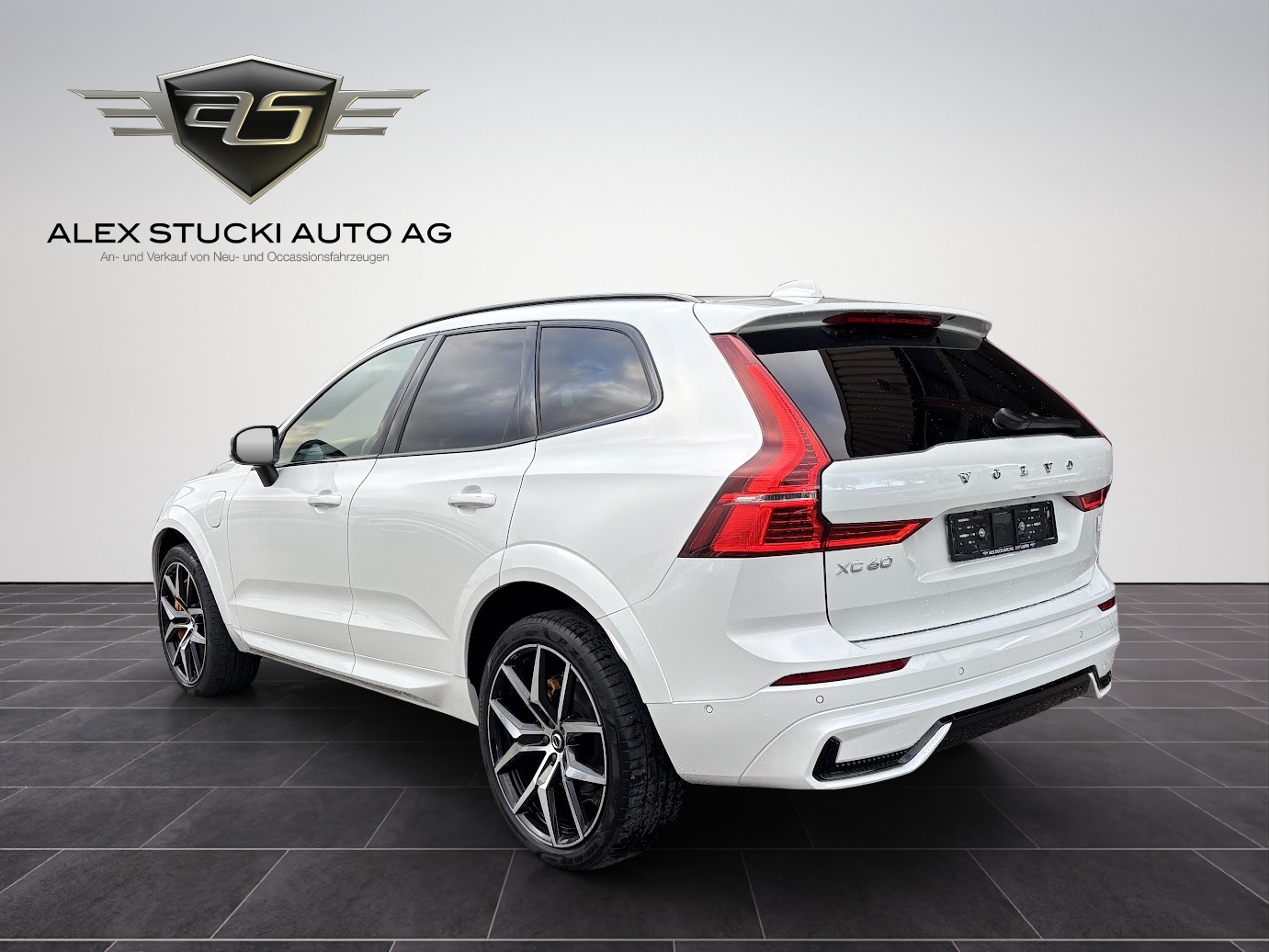 VOLVO XC60 T8 eAWD PluginHybrid Polestar Geartronic-image-5