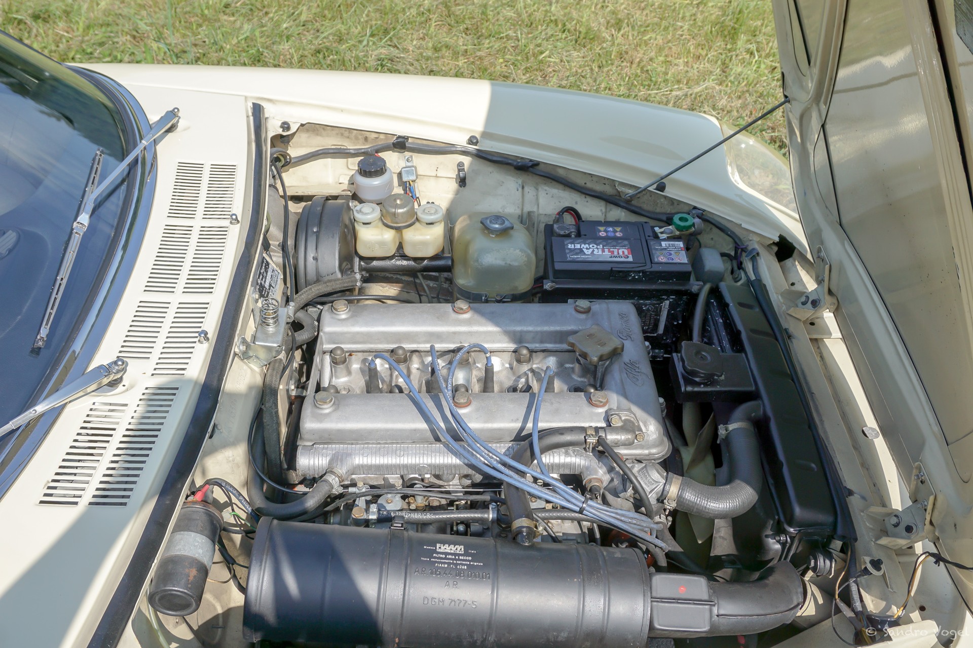 ALFA ROMEO 2000-image-13
