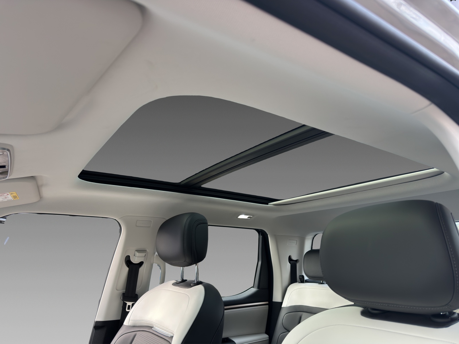 MAXUS E-Motor 102 kWh Premium-image-8