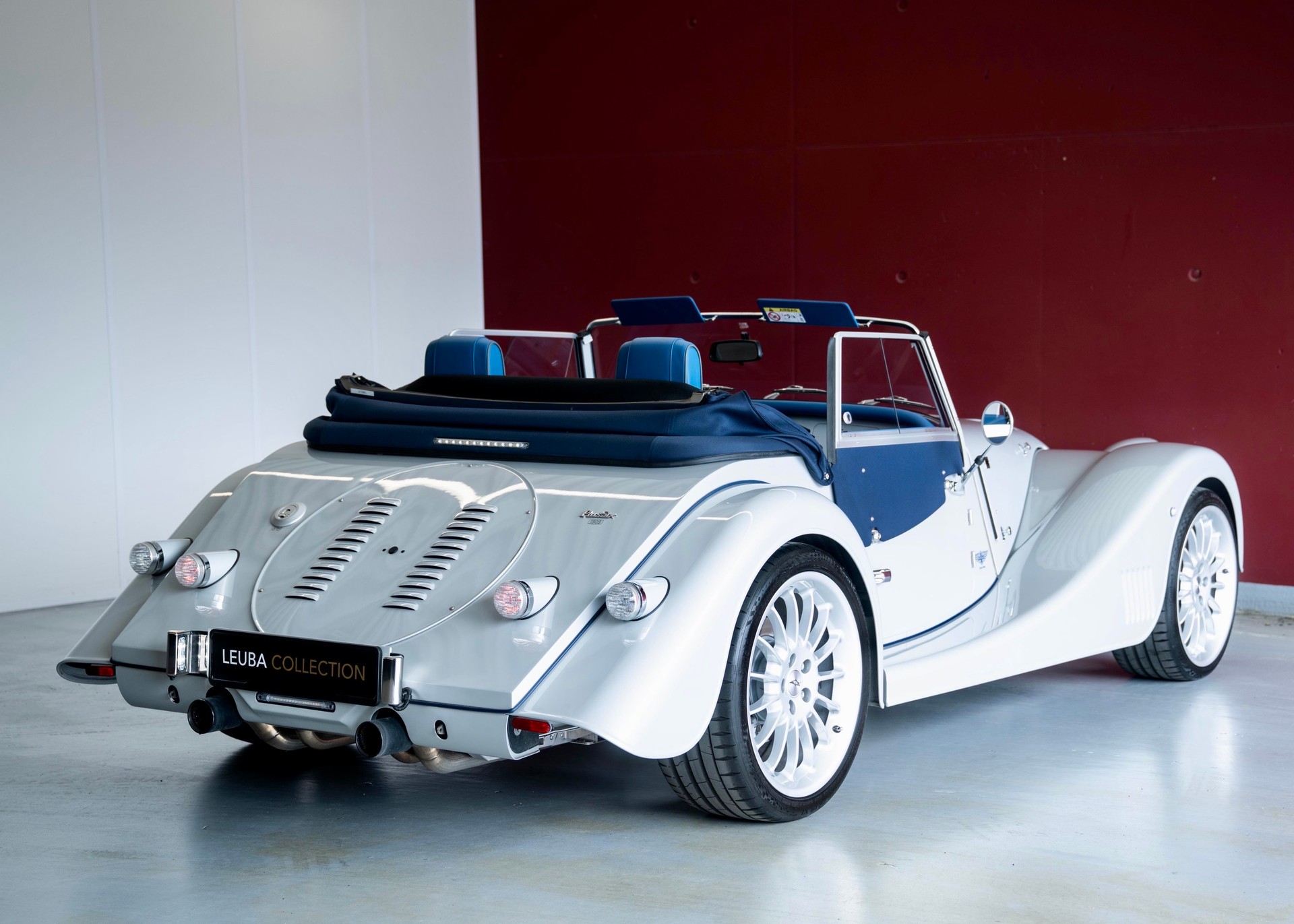 MORGAN Plus Six 3.0 Bespoke (Swiss Executive Car, as new, low mileage)-image-5