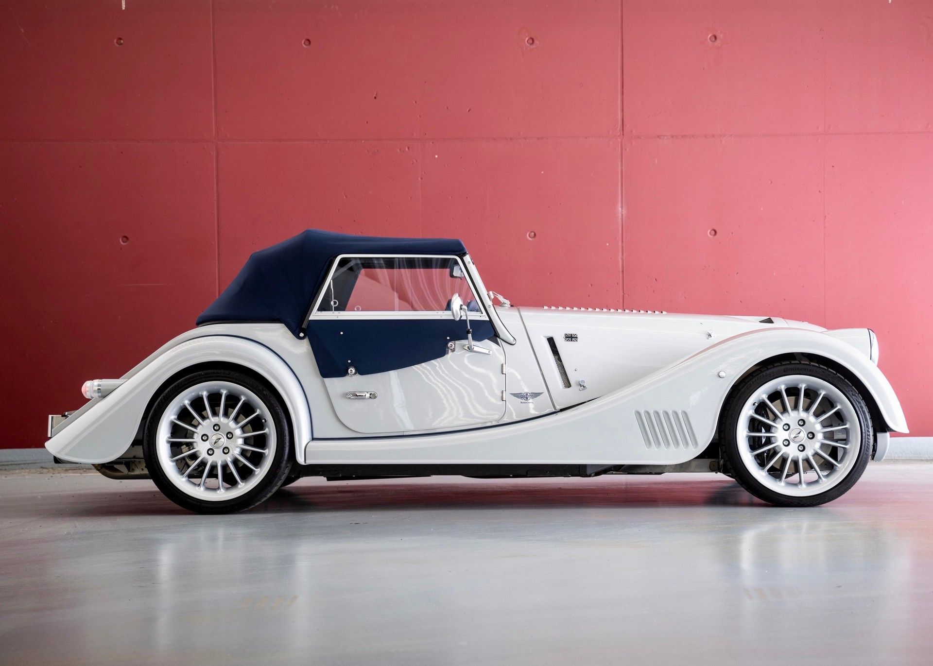 MORGAN Plus Six 3.0 Bespoke (Swiss Executive Car, as new, low mileage)-image-6