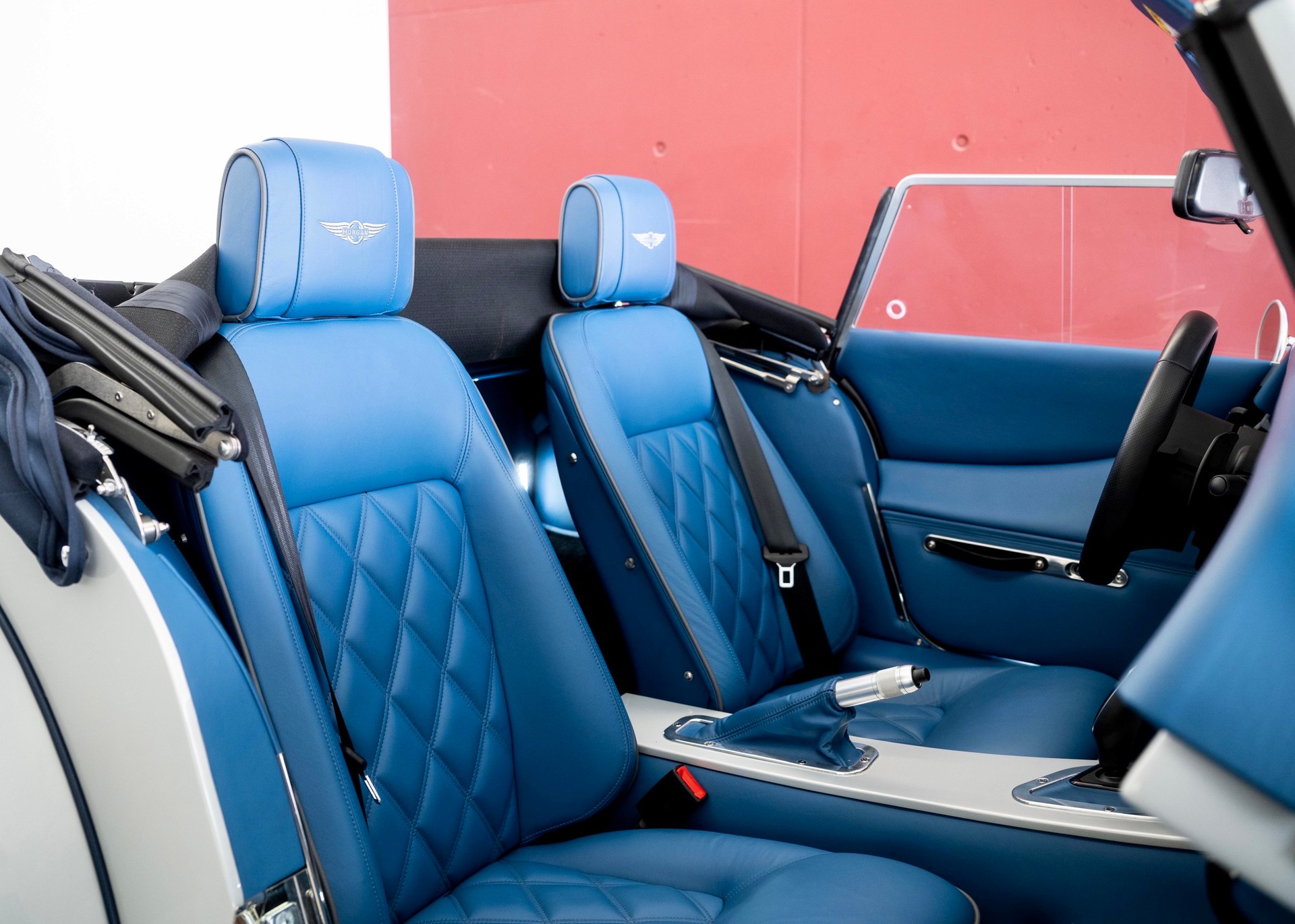 MORGAN Plus Six 3.0 Bespoke (Swiss Executive Car, as new, low mileage)-image-22