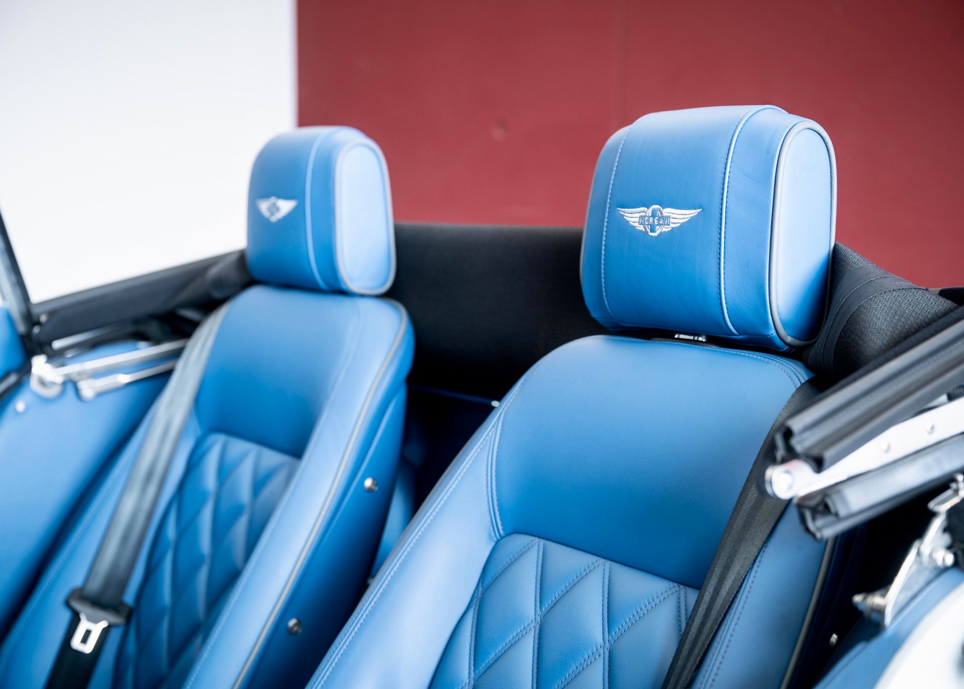 MORGAN Plus Six 3.0 Bespoke (Swiss Executive Car, as new, low mileage)-image-20