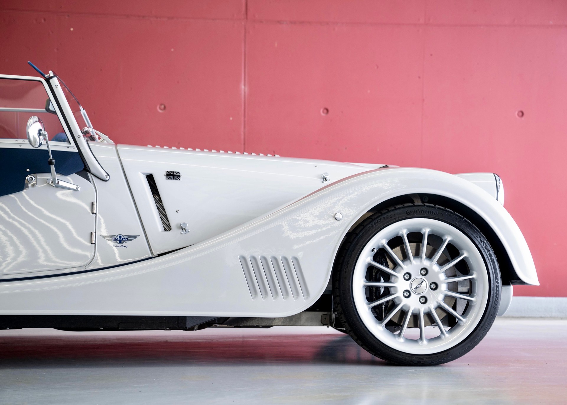 MORGAN Plus Six 3.0 Bespoke (Swiss Executive Car, as new, low mileage)-image-9