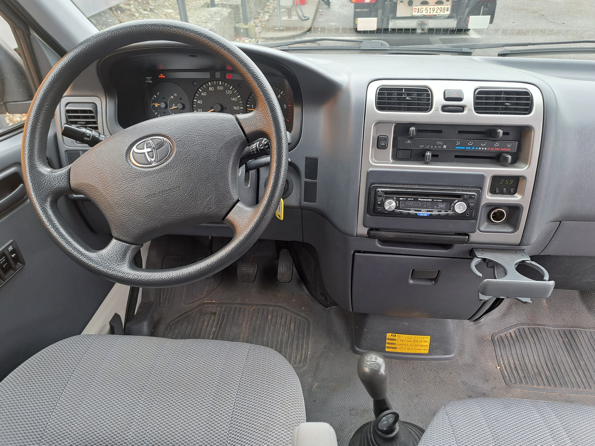 TOYOTA Hiace D-4D Kombi/Werk LWB-image-2