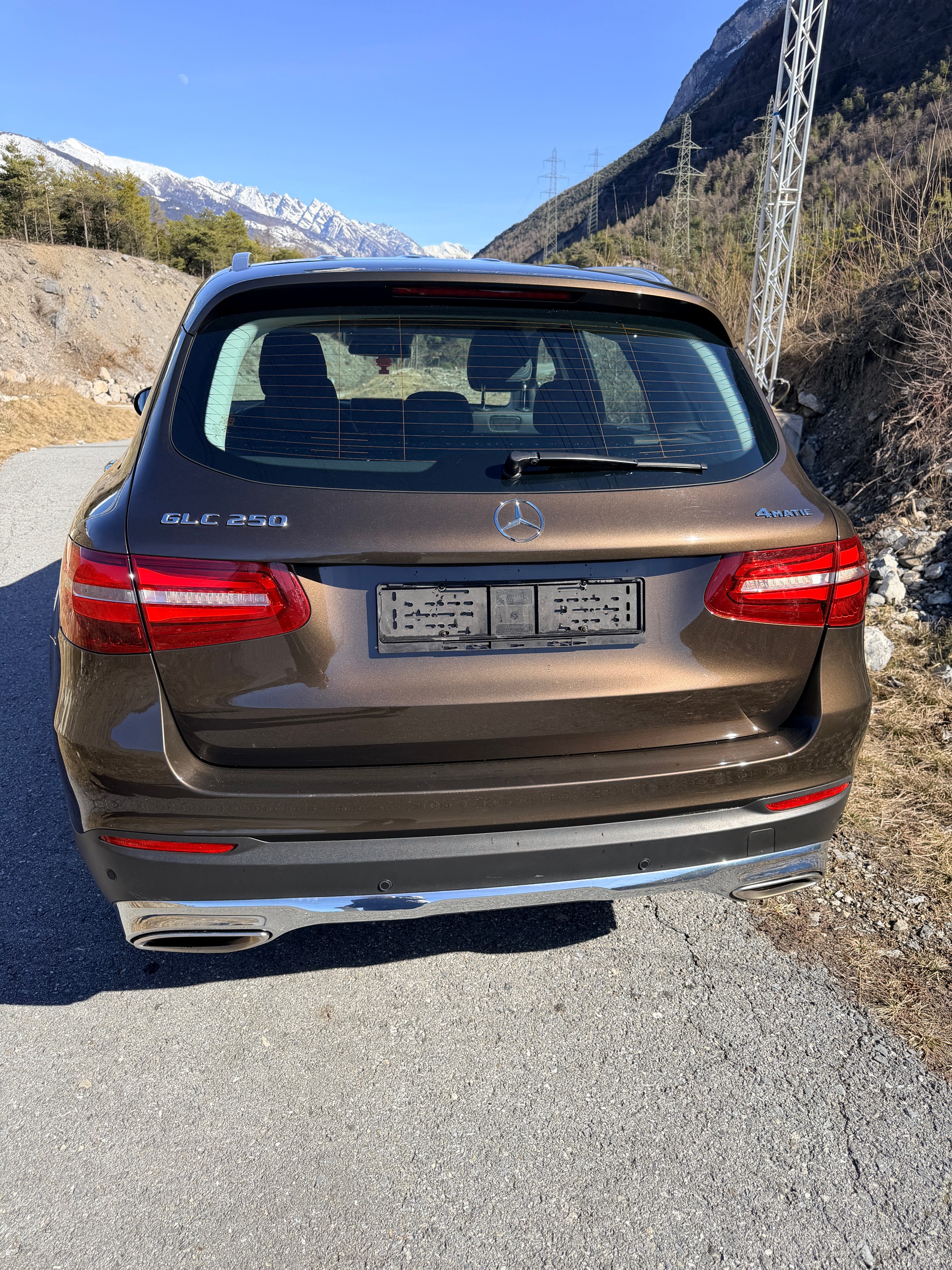 MERCEDES-BENZ GLC 250 Exclusive 4Matic 9G-Tronic-image-6