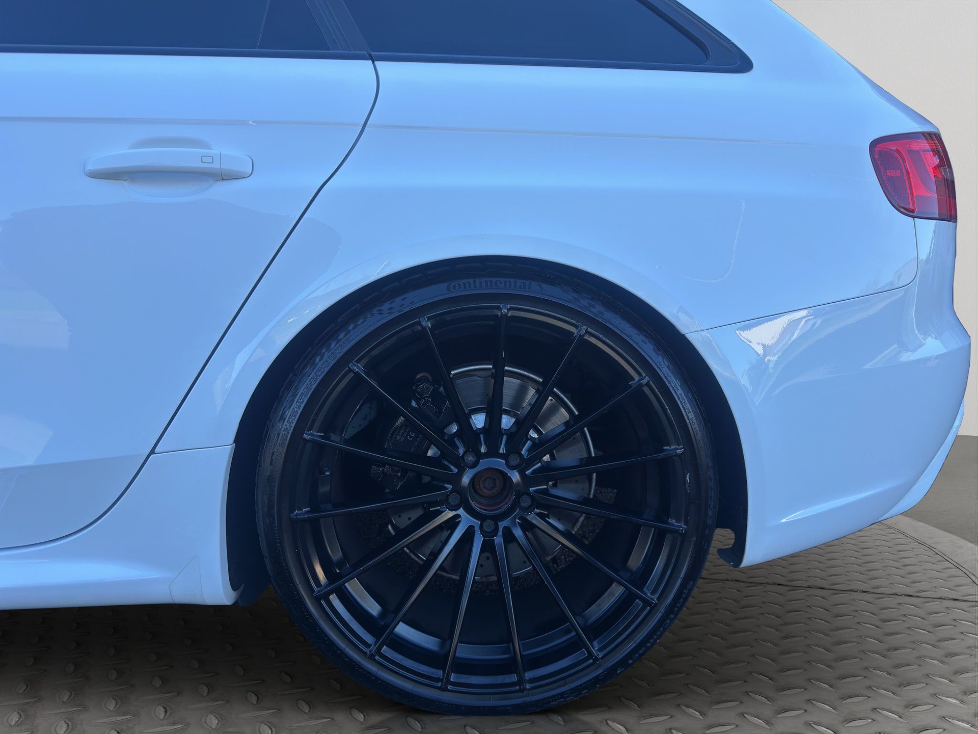 AUDI RS4 Avant 4.2 FSI V8 quattro S-tronic CAPRISTO-image-19