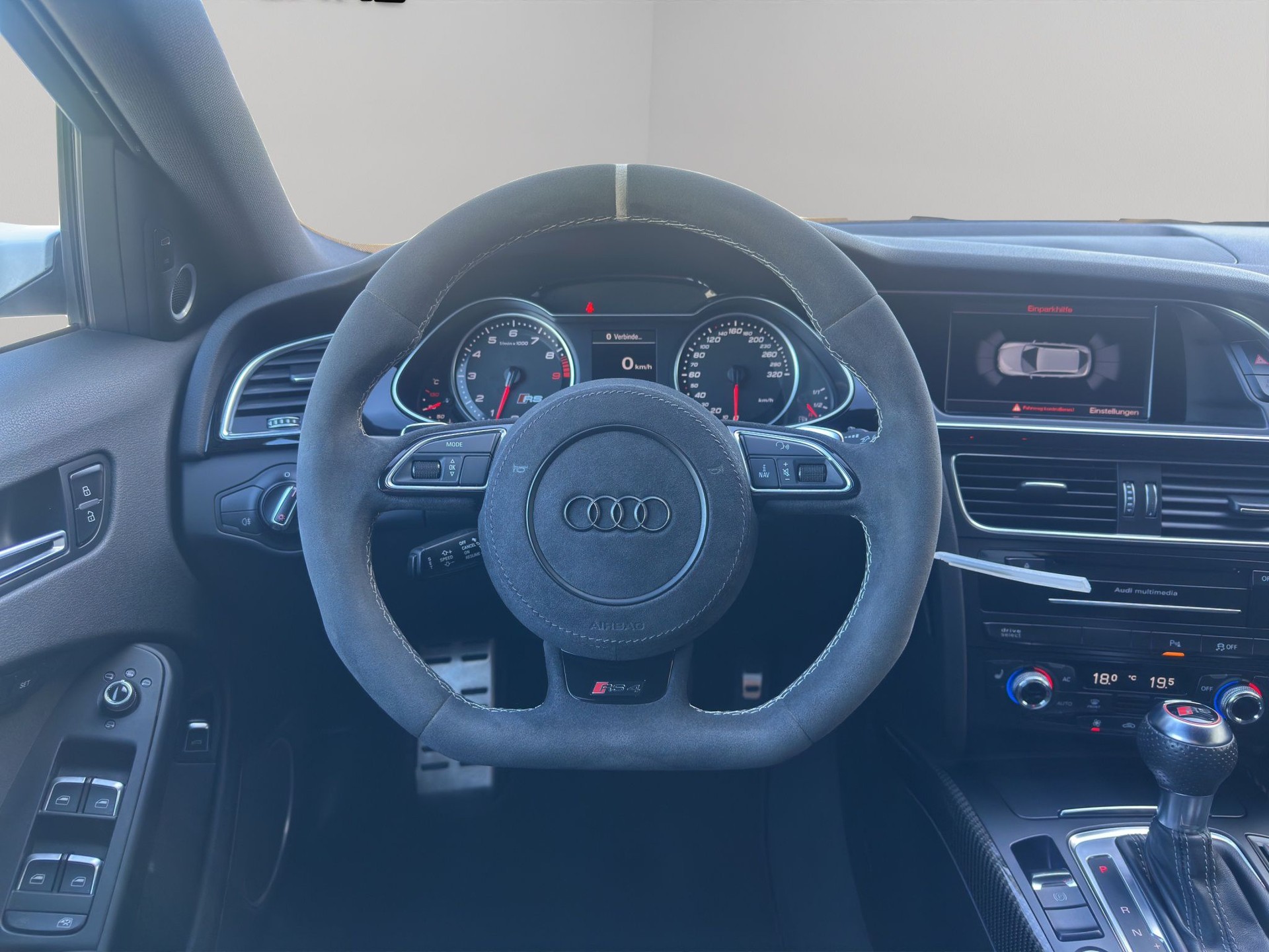AUDI RS4 Avant 4.2 FSI V8 quattro S-tronic CAPRISTO-image-12
