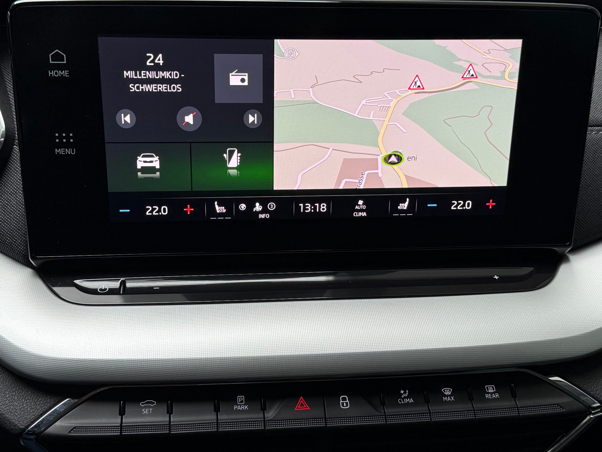 SKODA Octavia Combi 2.0 TDI DSG Style-image-13