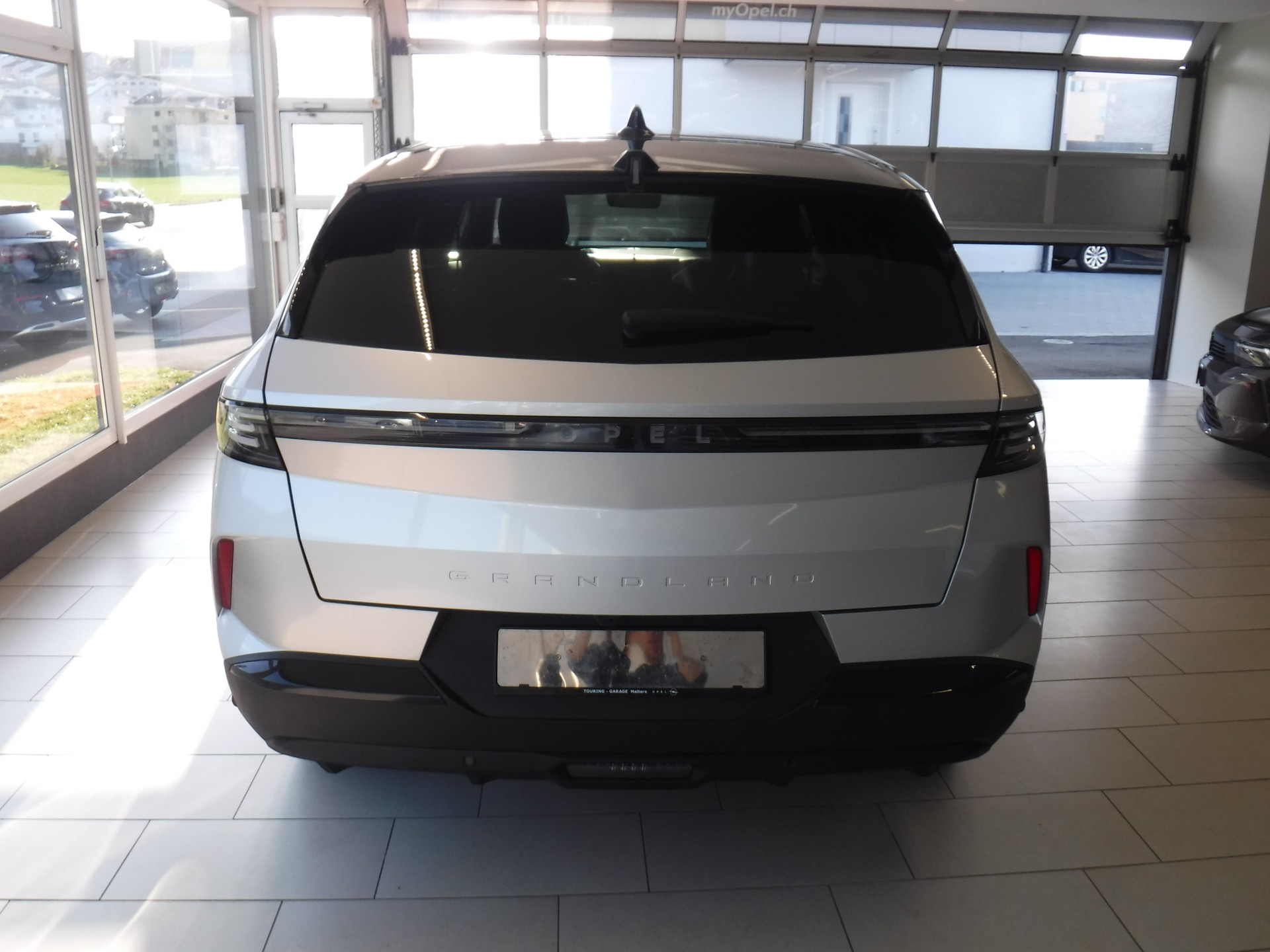 OPEL Grandland 1.2MHEV GS eDCT-image-2