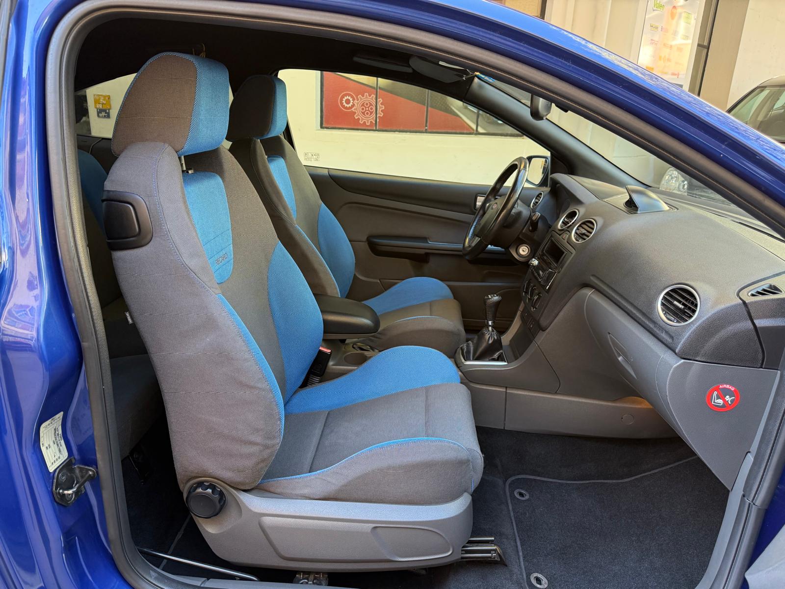 FORD Focus 2.5 Turbo ST-image-8
