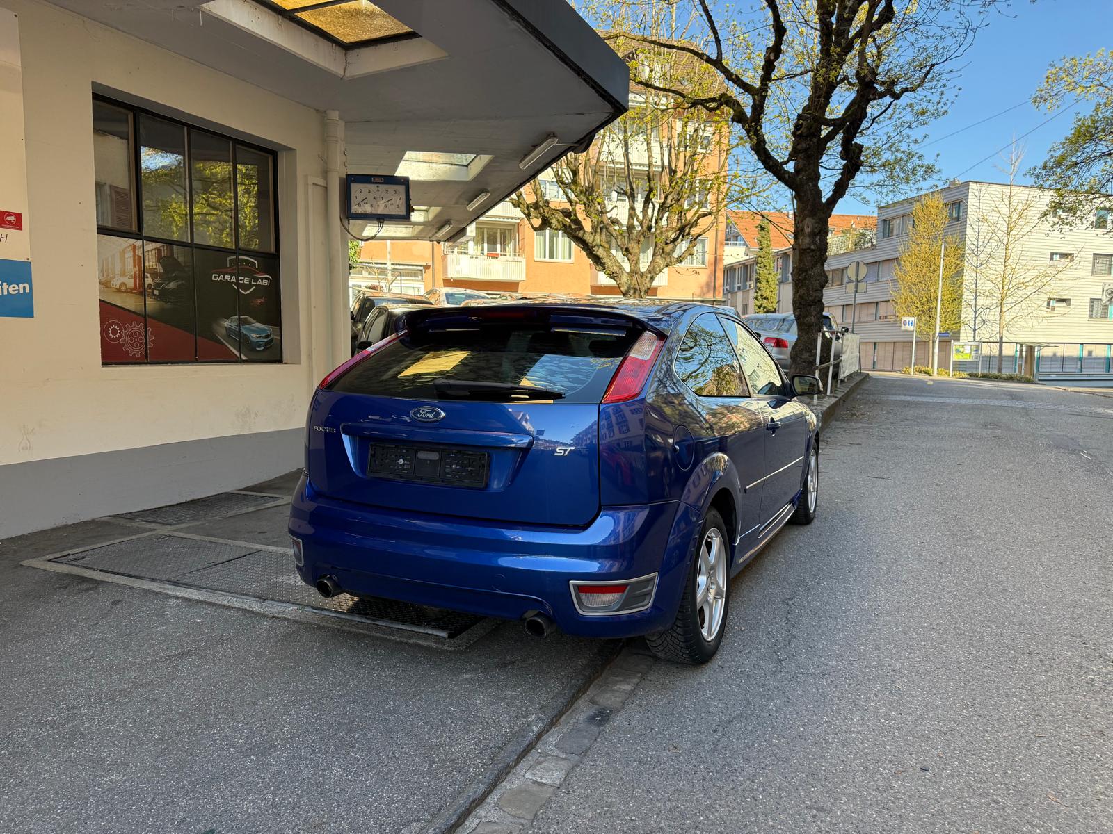 FORD Focus 2.5 Turbo ST-image-3