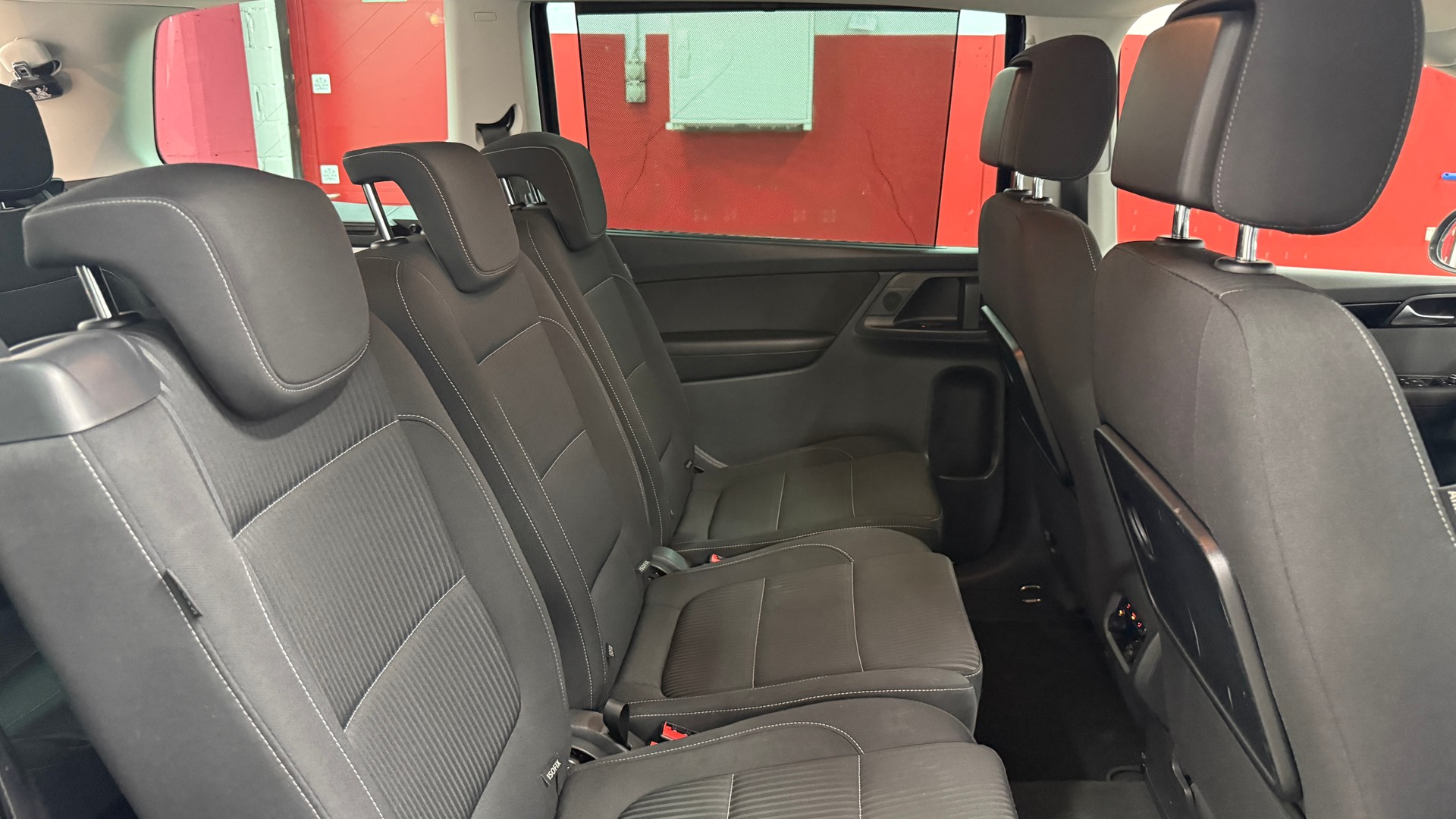 SEAT Alhambra 2.0 TDI Style Viva ITECH DSG, frisch ab MFK, Servicgepflegt, 8 fach berädert, NAVI, DAB, AHK 2200kg, Garantie-image-17
