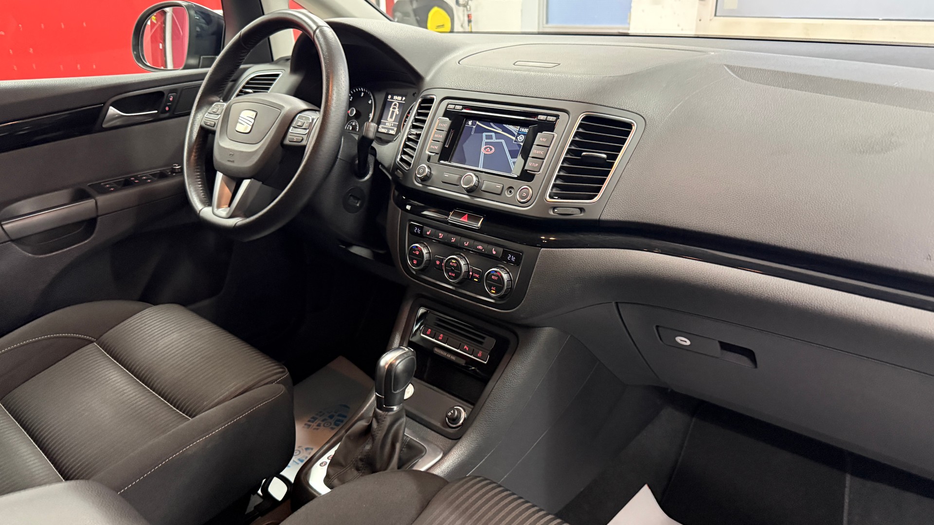 SEAT Alhambra 2.0 TDI Style Viva ITECH DSG, frisch ab MFK, Servicgepflegt, 8 fach berädert, NAVI, DAB, AHK 2200kg, Garantie-image-20
