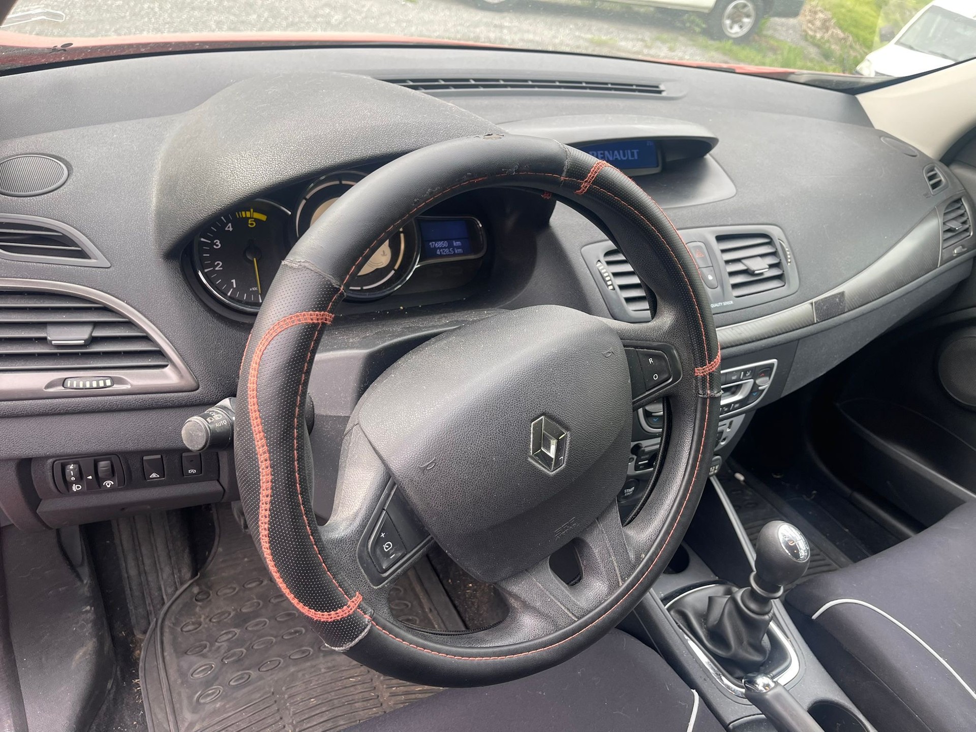RENAULT Mégane Grandtour 1.5 dCi Expression-image-5
