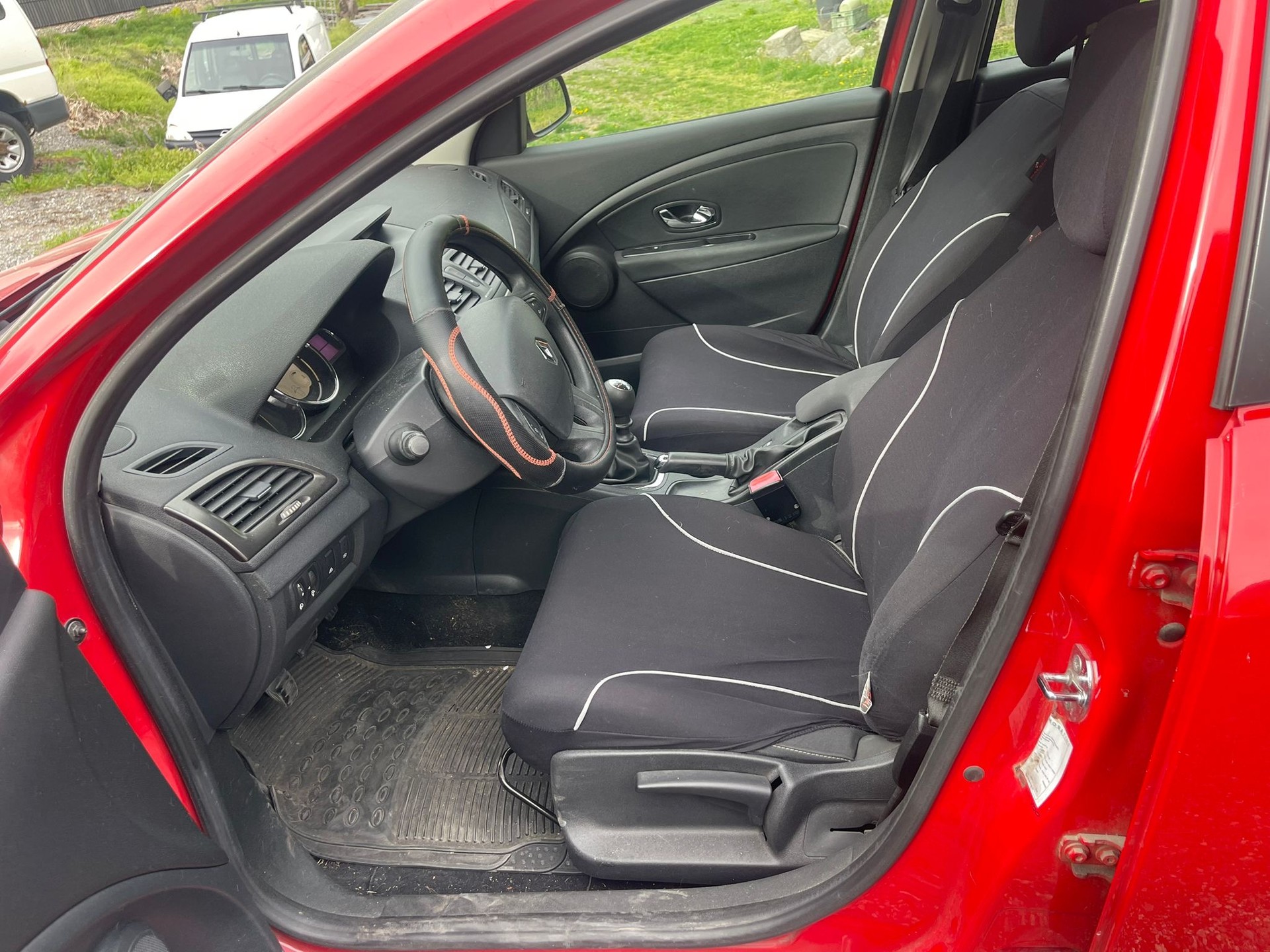 RENAULT Mégane Grandtour 1.5 dCi Expression-image-4