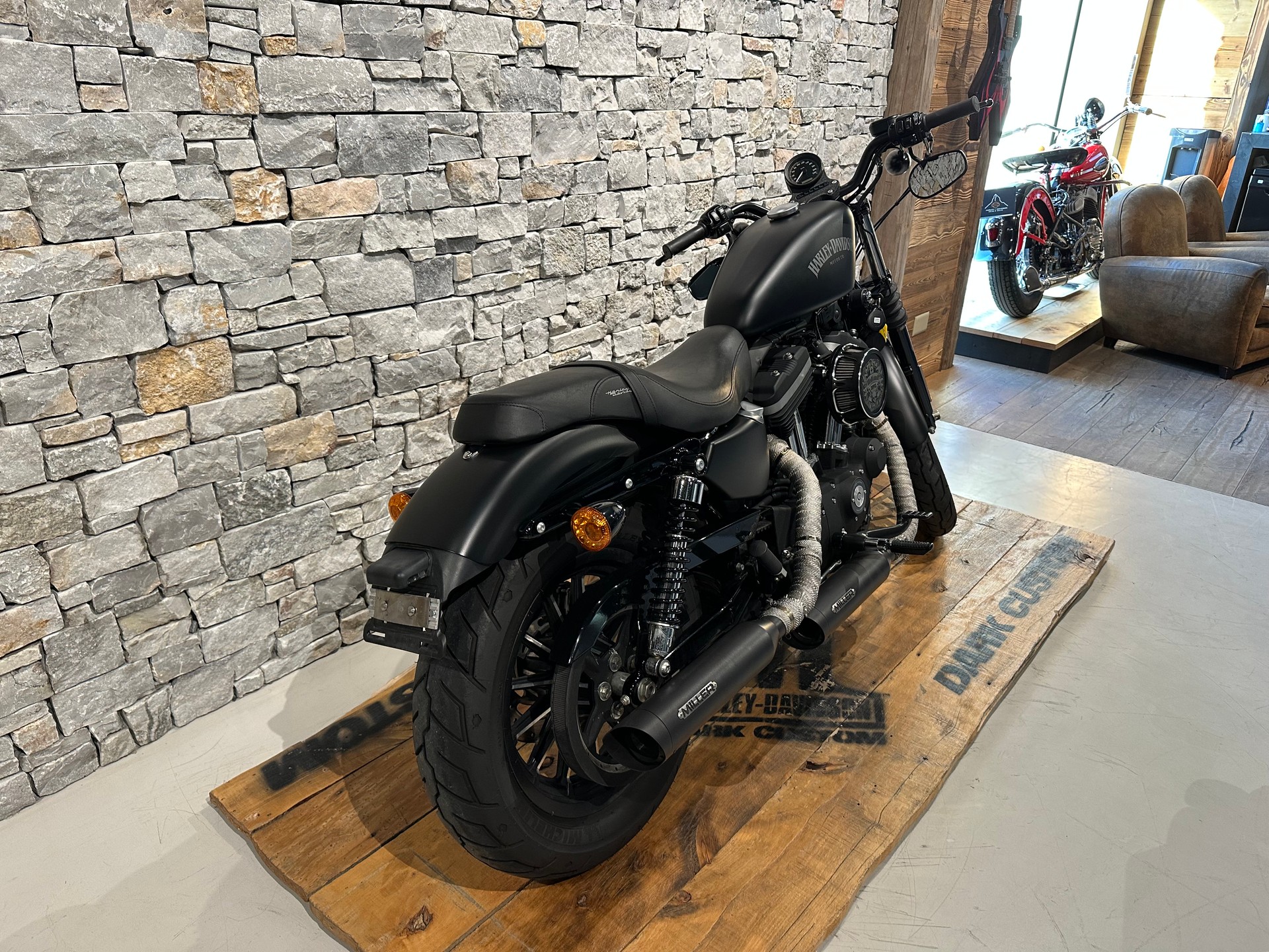 HARLEY-DAVIDSON XL 883 N Sportster Iron-image-2