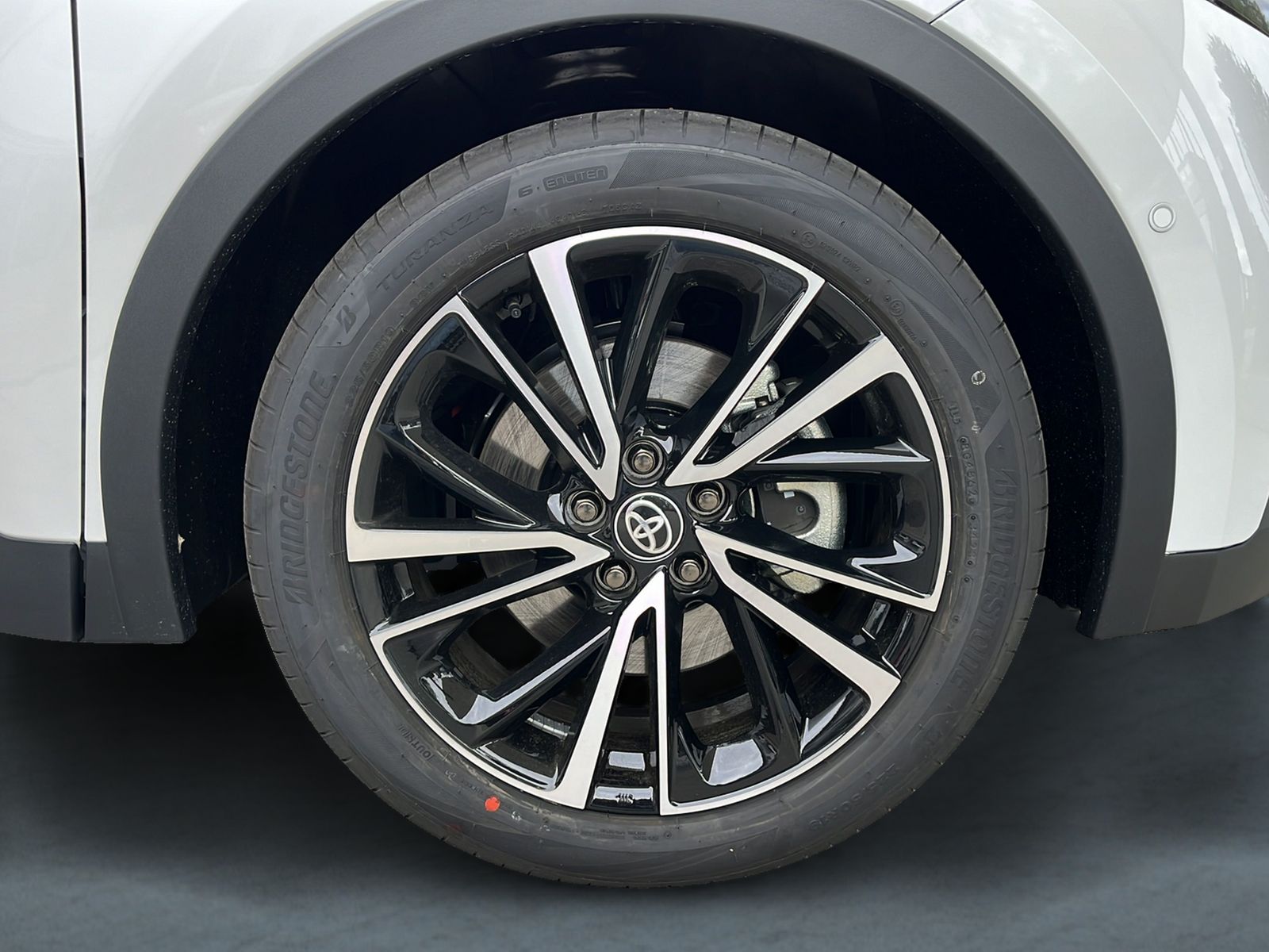 TOYOTA C-HR 2.0 HSD CVT Style Premiere 4WD-image-5