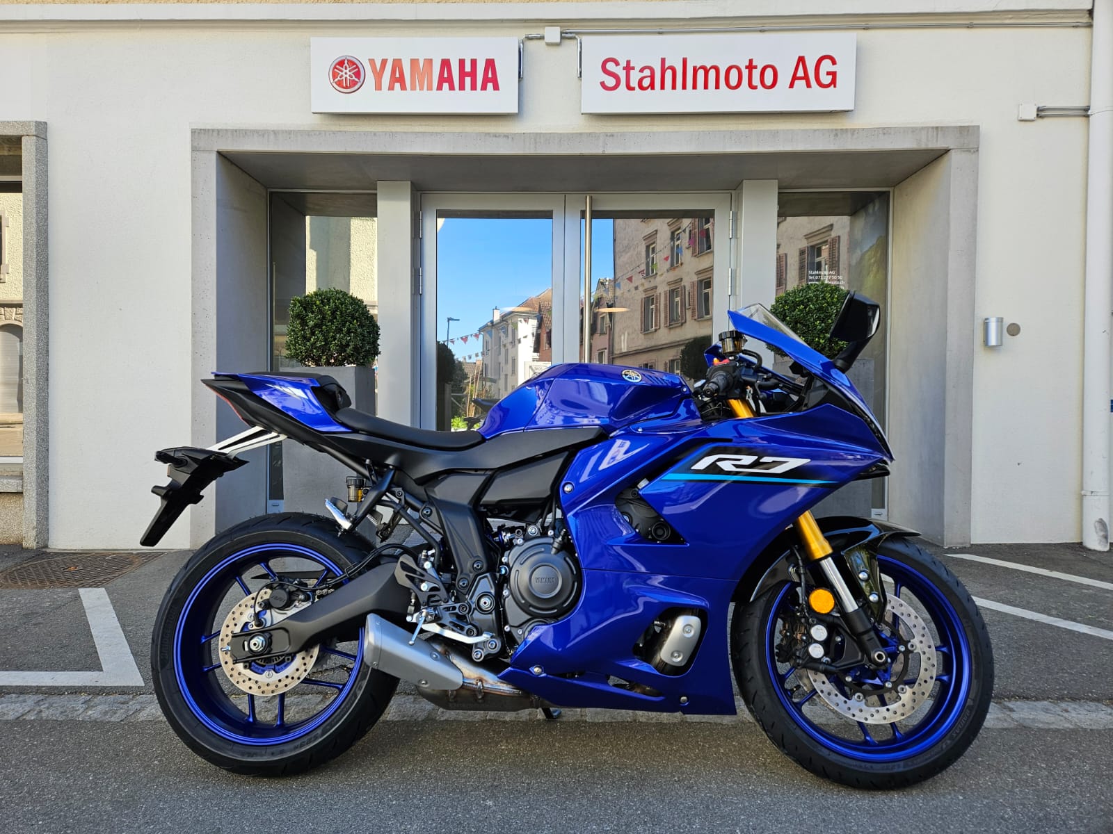 YAMAHA YZF-R7 (35kW)-image-0