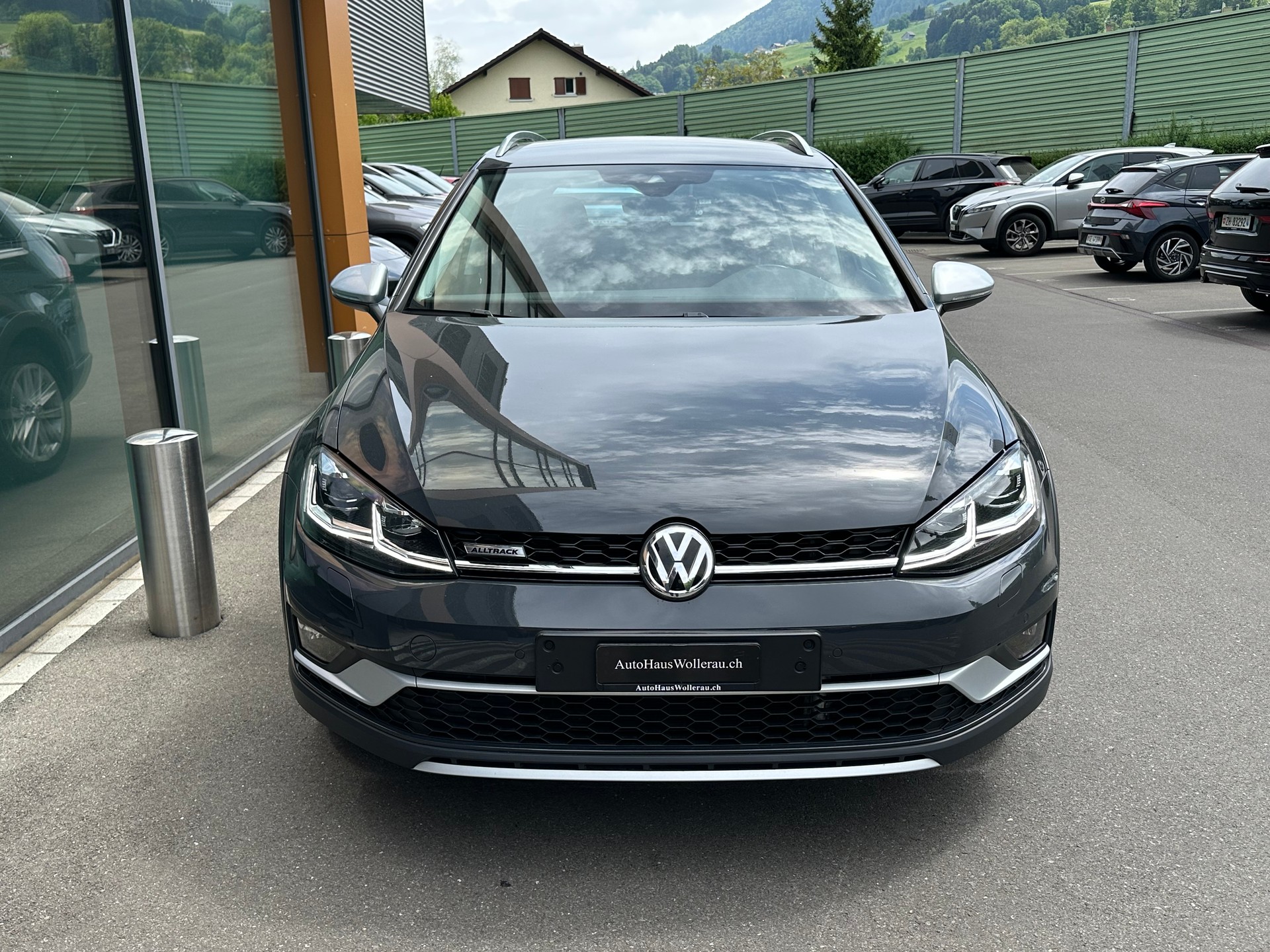 VW Golf VII Alltrack 2.0 TDI 184 DSG 4motion-showroom-element-1