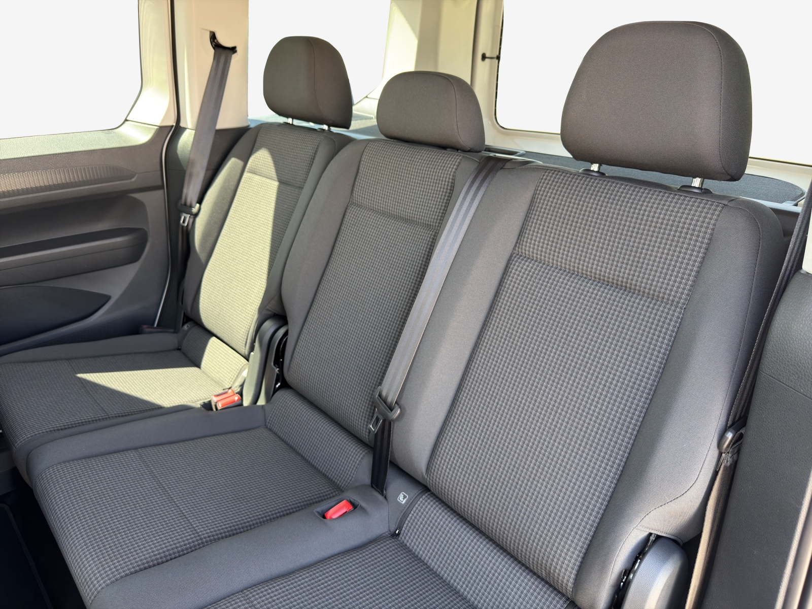 VW Caddy 1.5 TSI Plug in Hybrid Liberty DSG-image-11