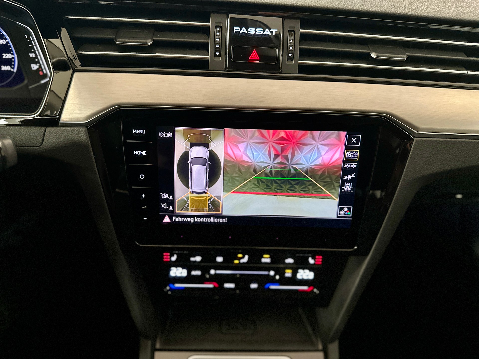 VW Passat 2.0 TDI BMT **200PS** Elegance 4Motion DSG-image-21
