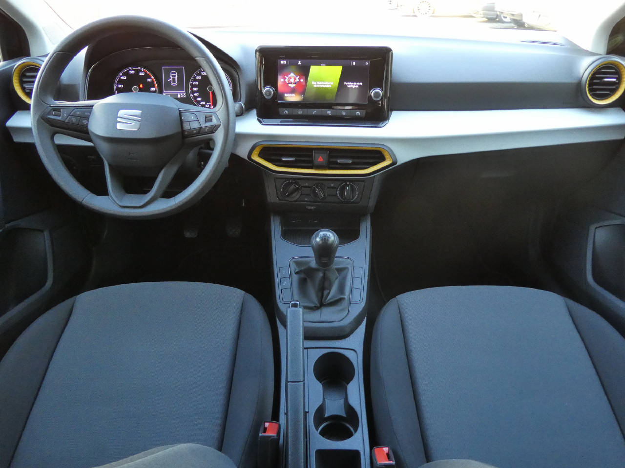SEAT Ibiza 1.0 TSI 95 Reference-image-12