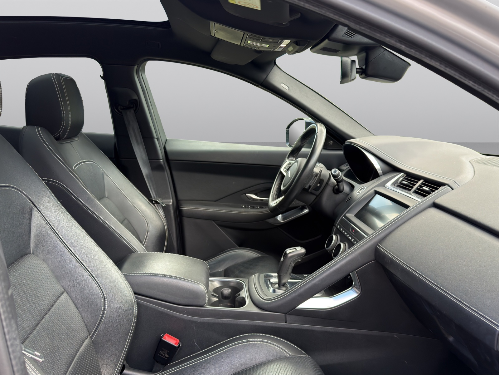 JAGUAR E-Pace 2.0 P250 S AWD Automatik-showroom-element-1