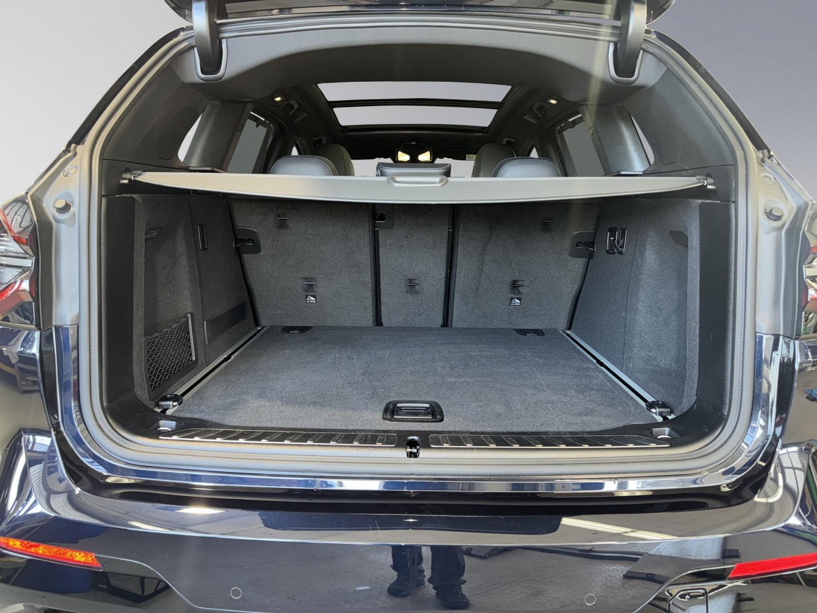 BMW X3 M40i-image-15