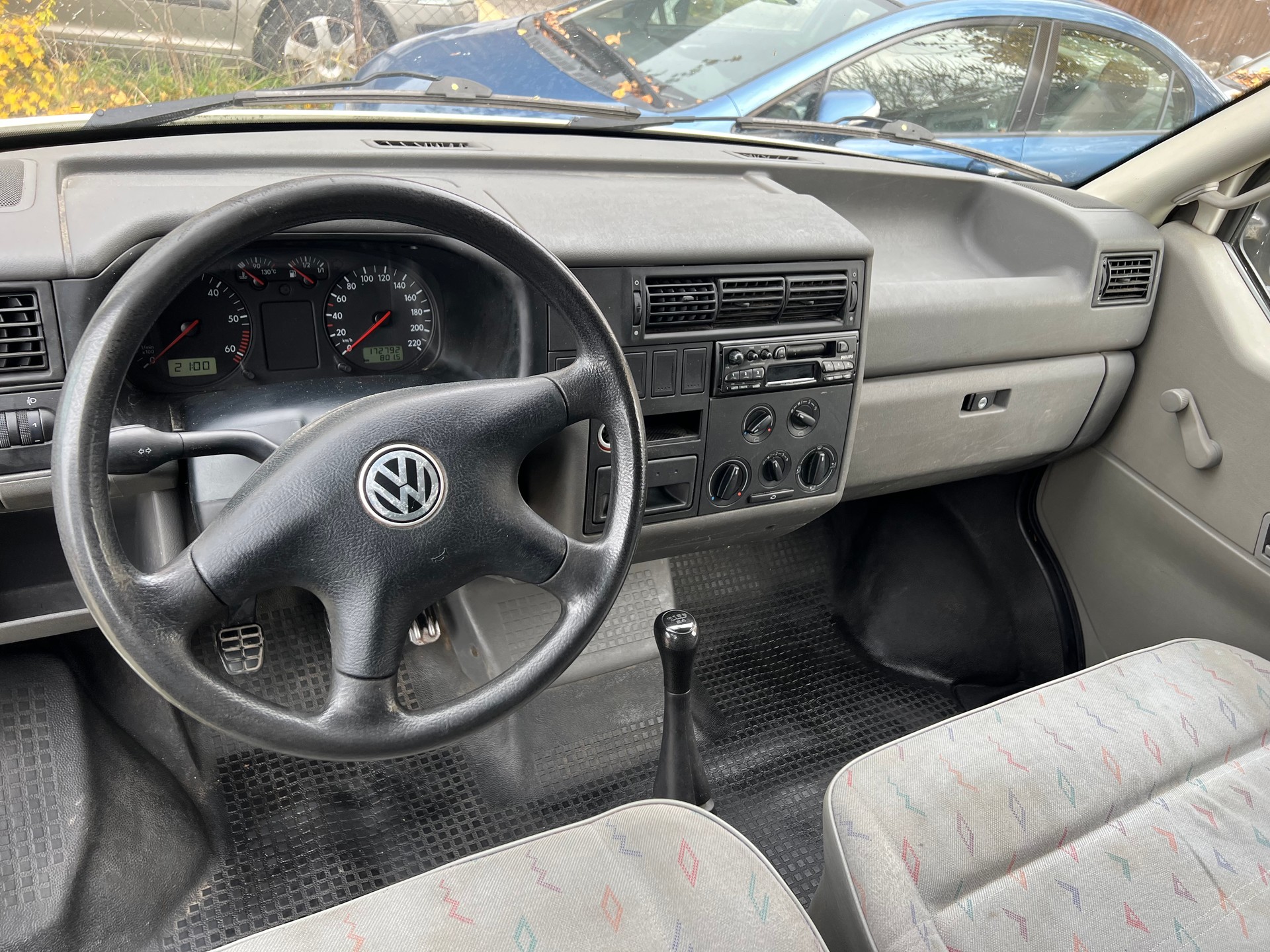 VW T4 2.0i 9 Plätze- frisch ab Mfk-image-5