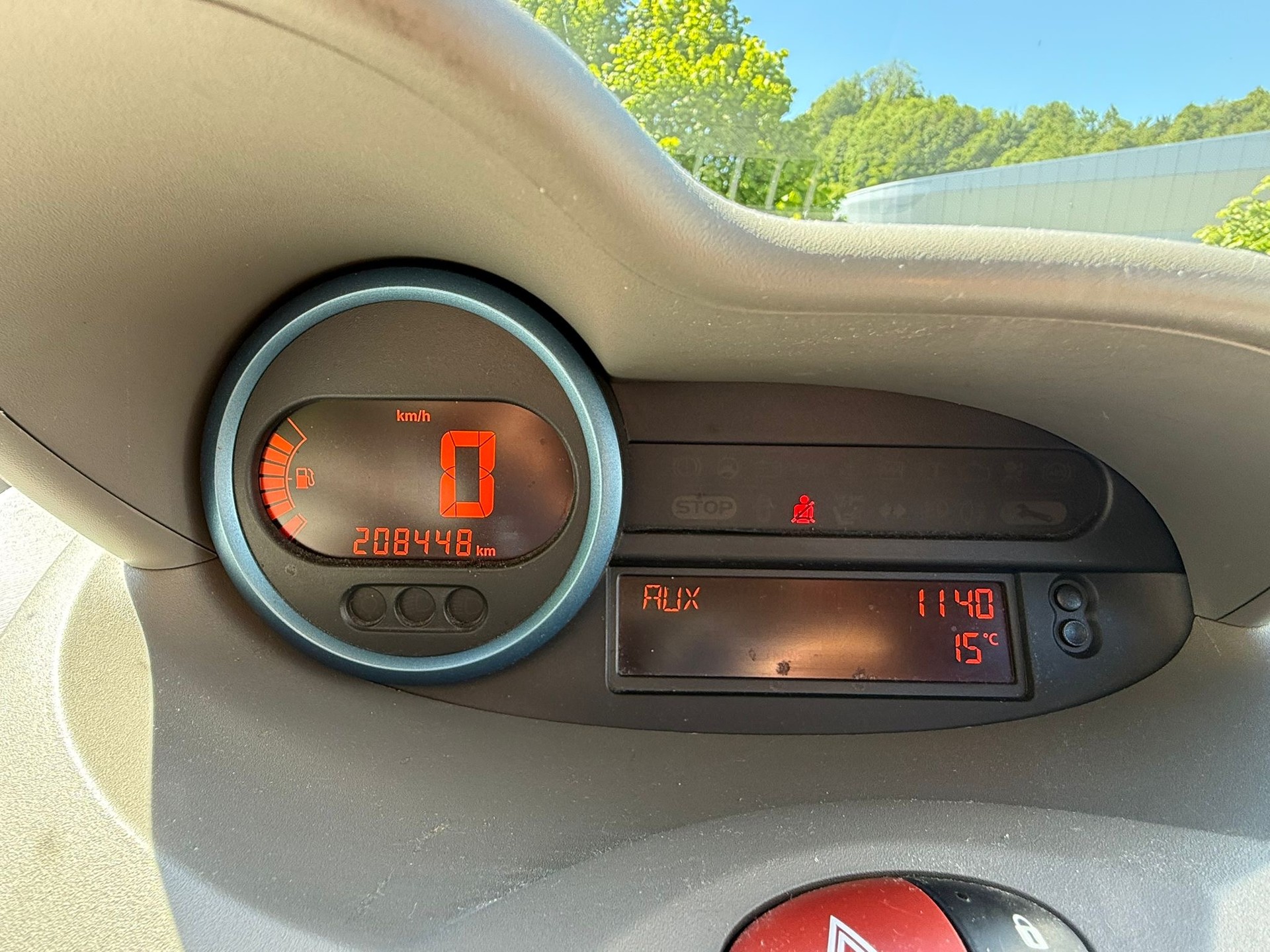 RENAULT Twingo 1.2 16V Initiale Quickshift-image-11
