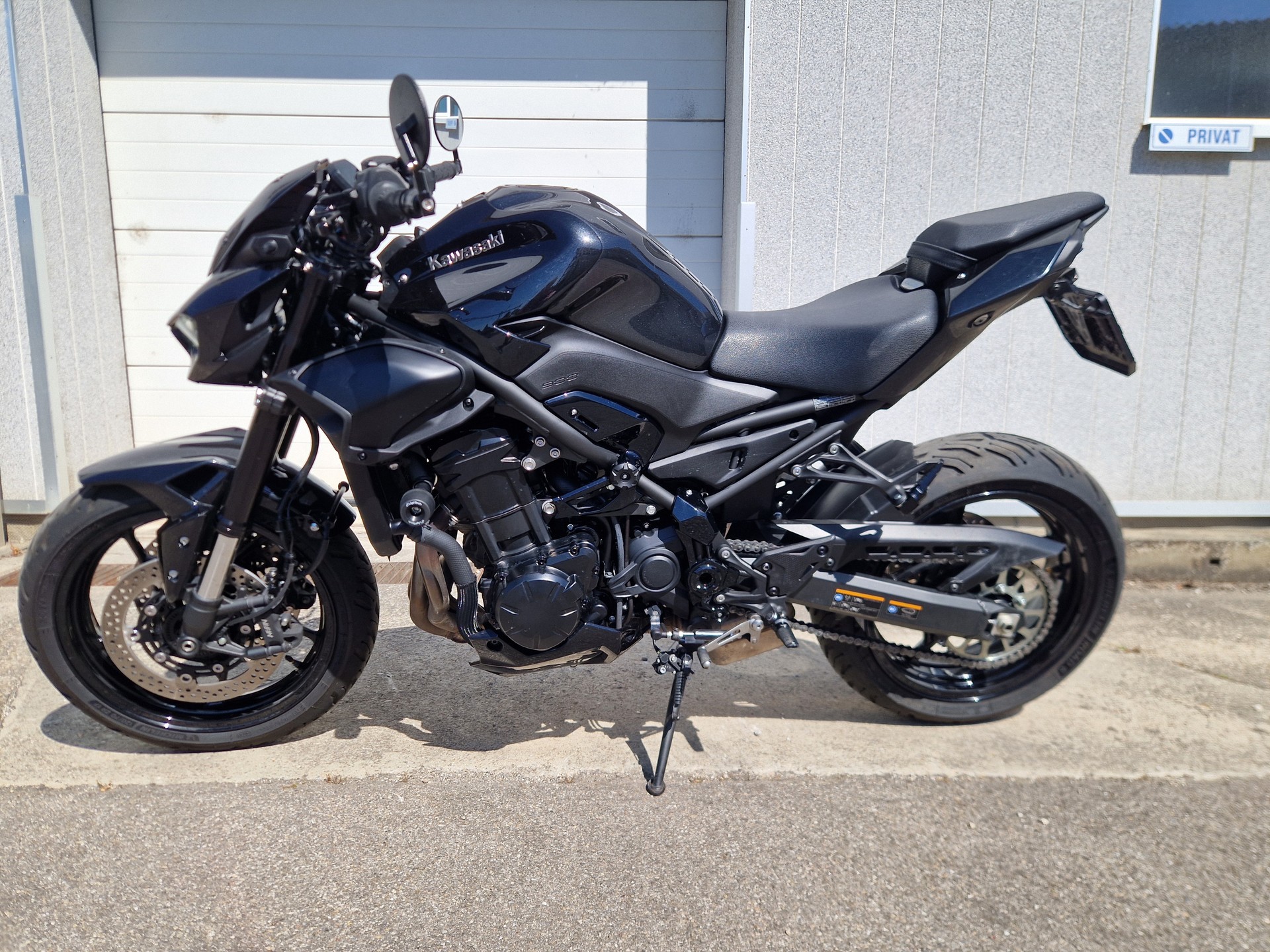 KAWASAKI Z 900 Black Edition Stage 1 Moto-Tech-showroom-element-1