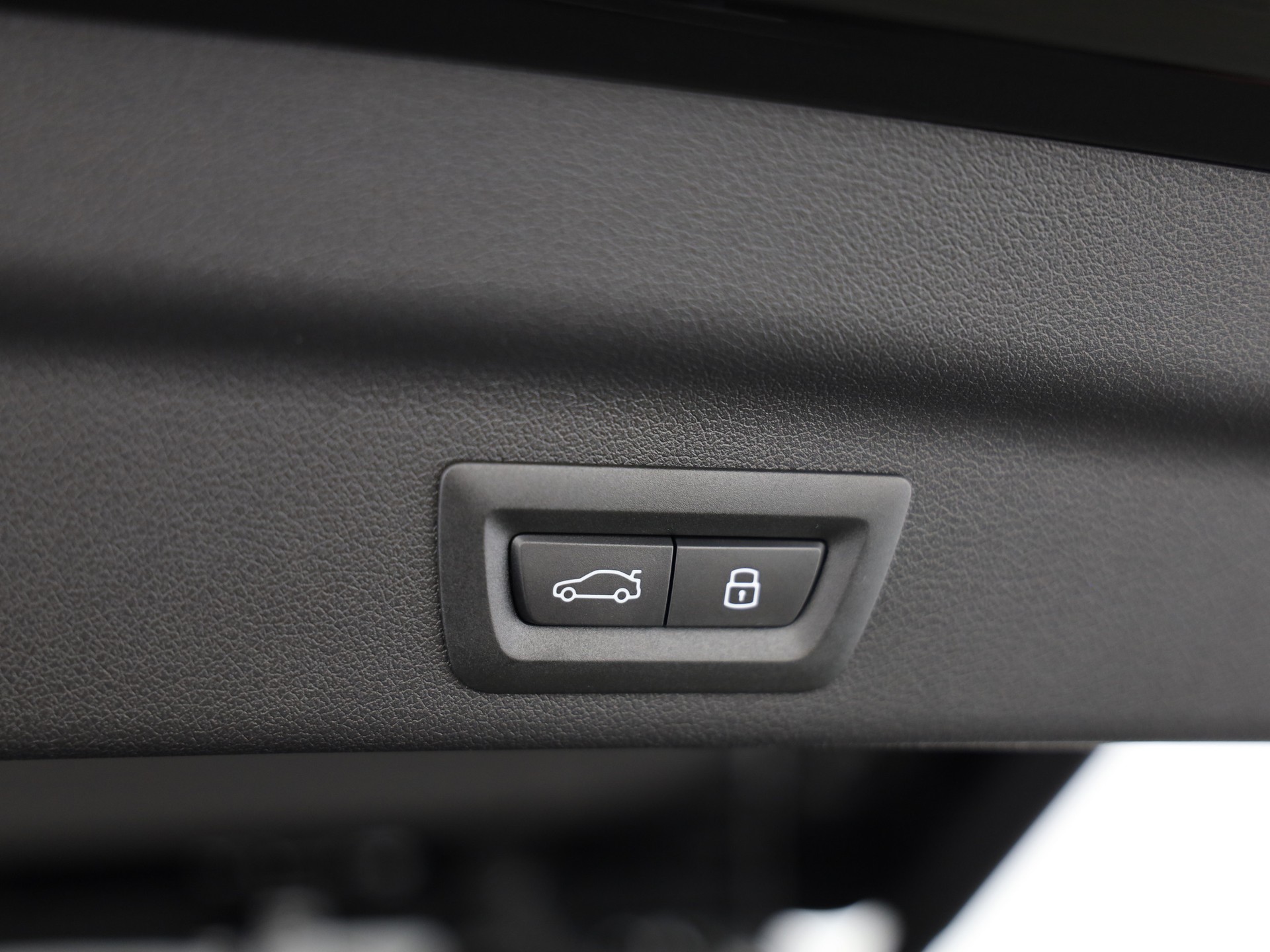 BMW X1 xDr20d 48V M Sport Pro-image-8