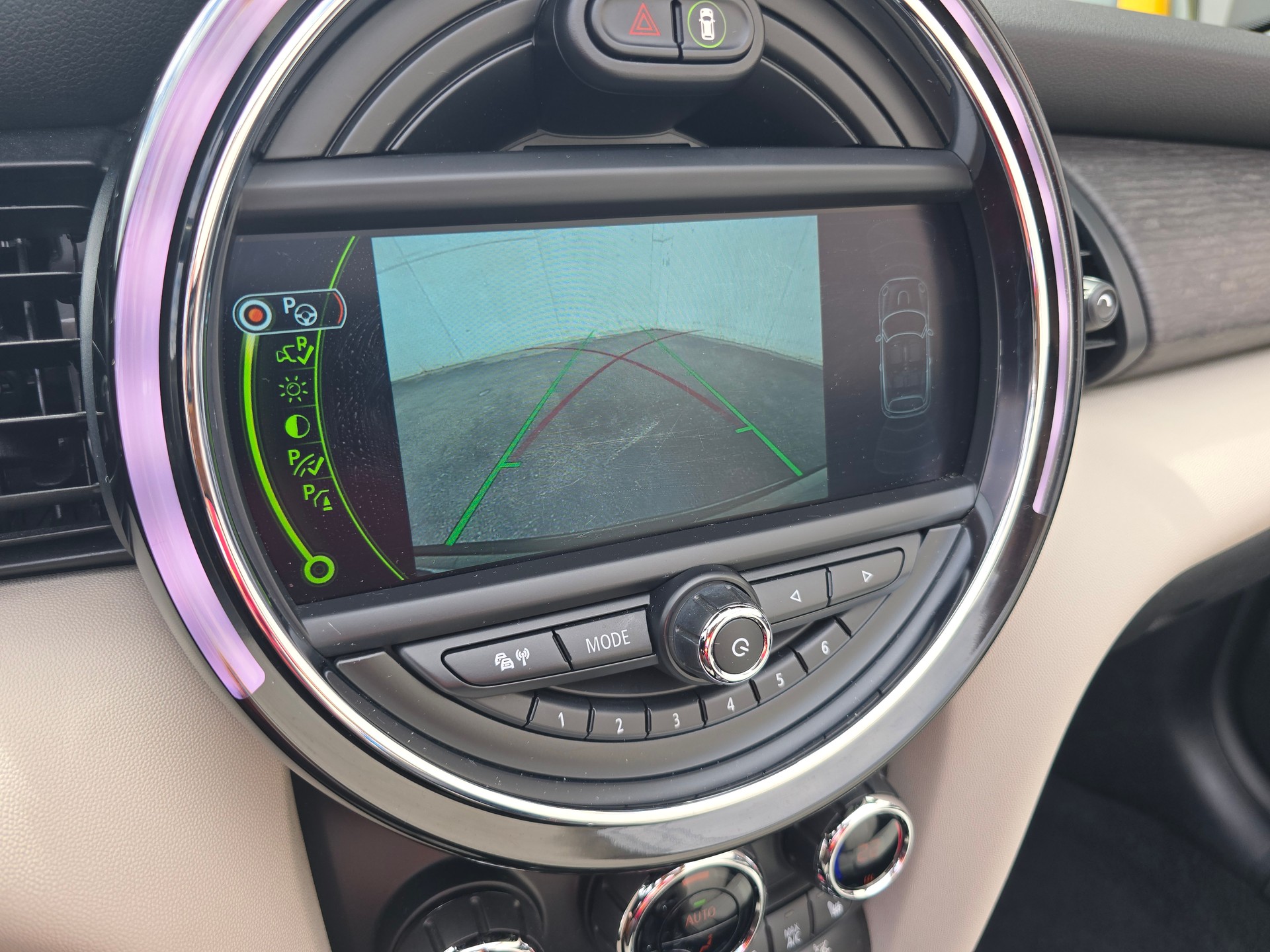 MINI Cooper John Cooper Works Cabriolet Steptronic-image-15