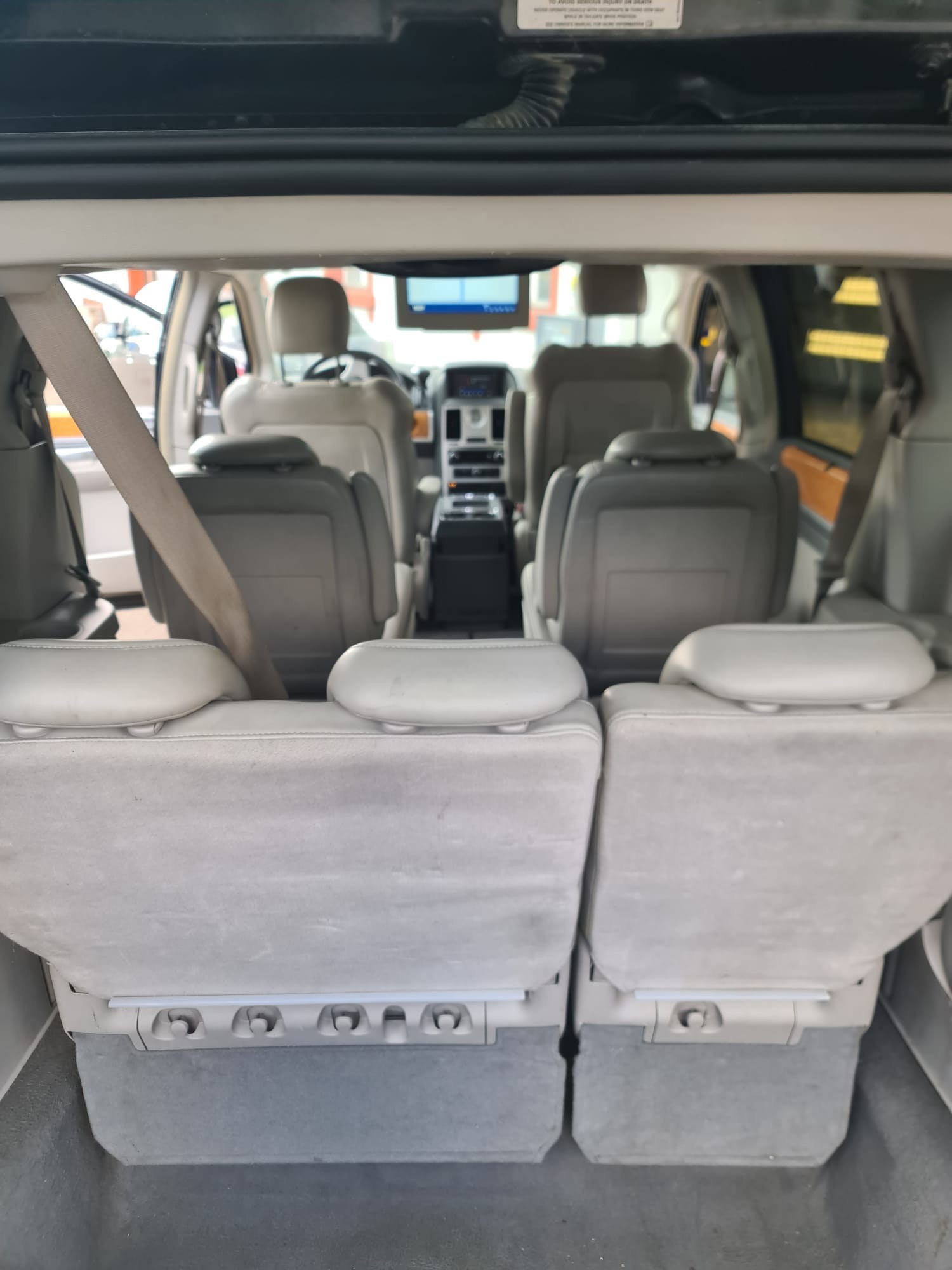 CHRYSLER TOWN COUNTRY Family 4.0l Benzin-image-7