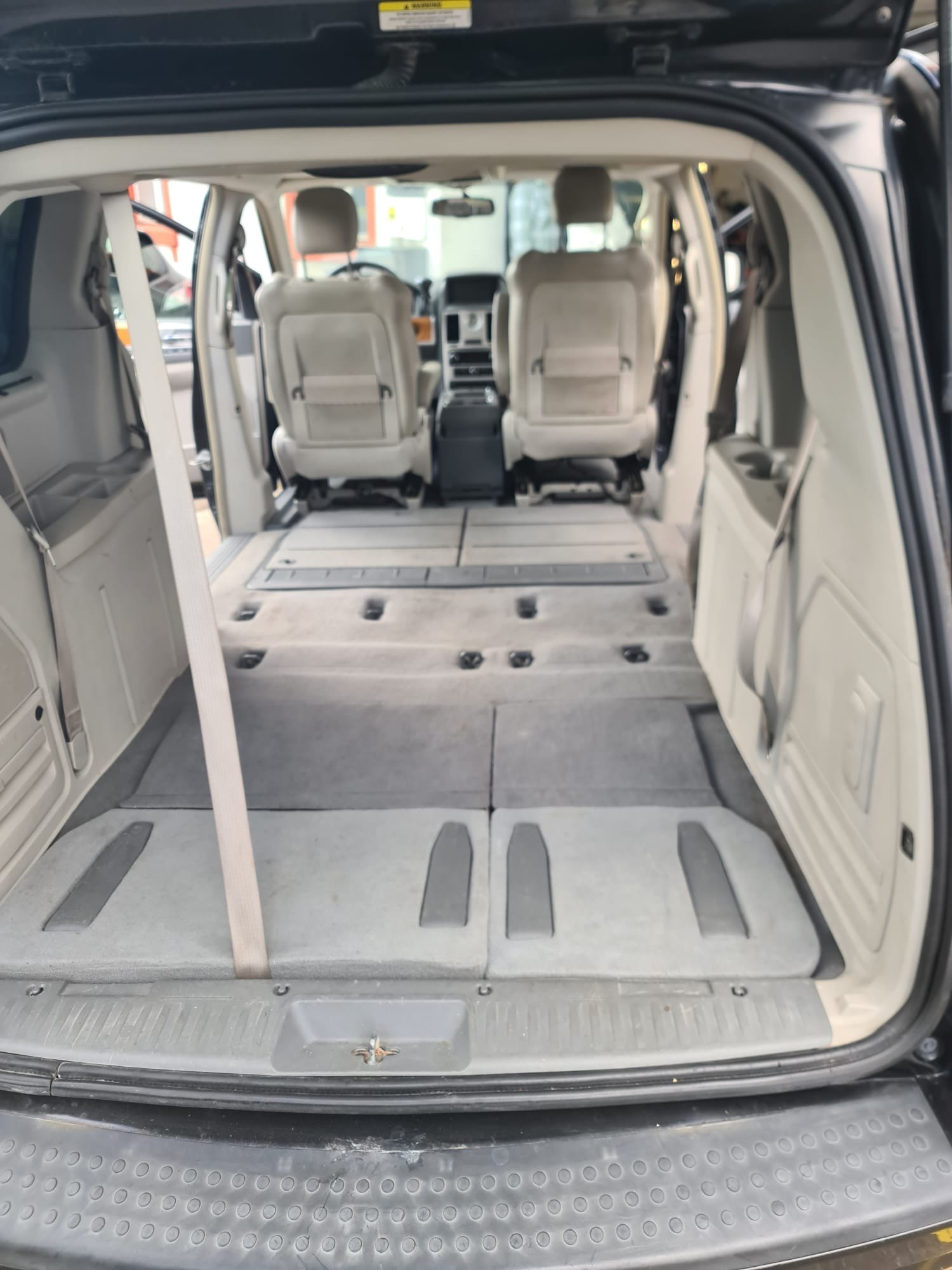 CHRYSLER TOWN COUNTRY Family 4.0l Benzin-image-13