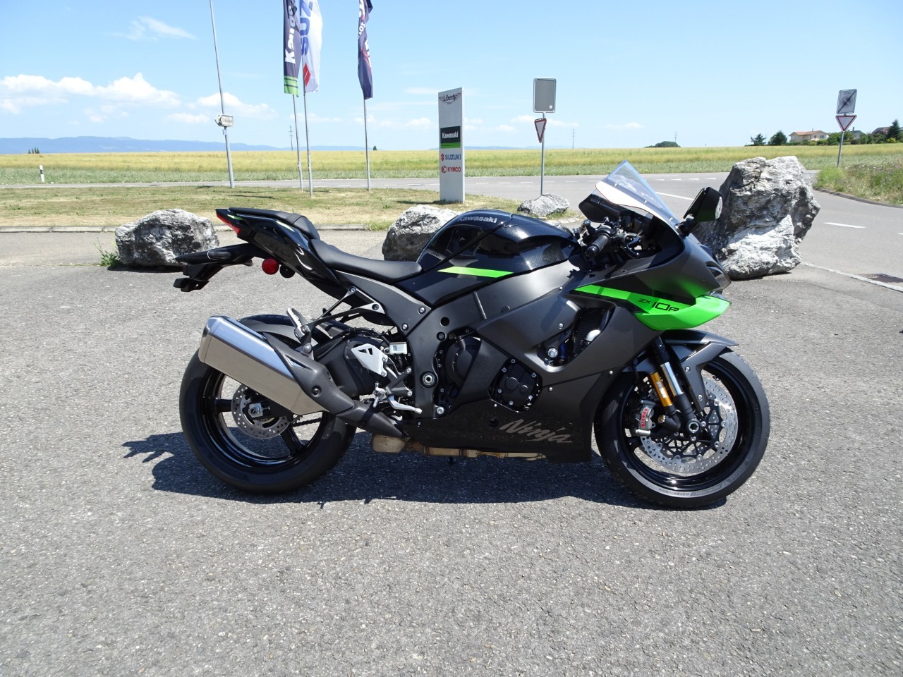 KAWASAKI Ninja ZX-10R-image-1