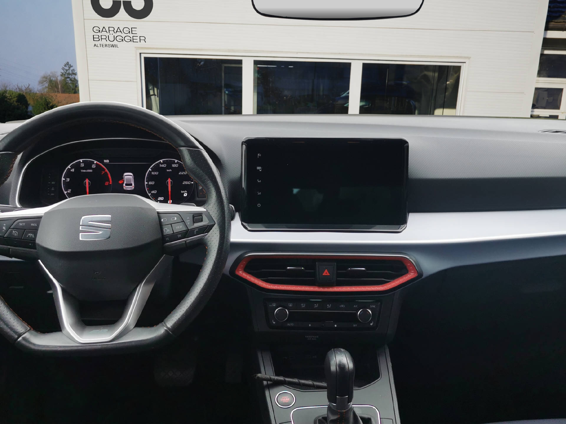 SEAT Ibiza 1.0 TSI 110 FR DSG-image-4