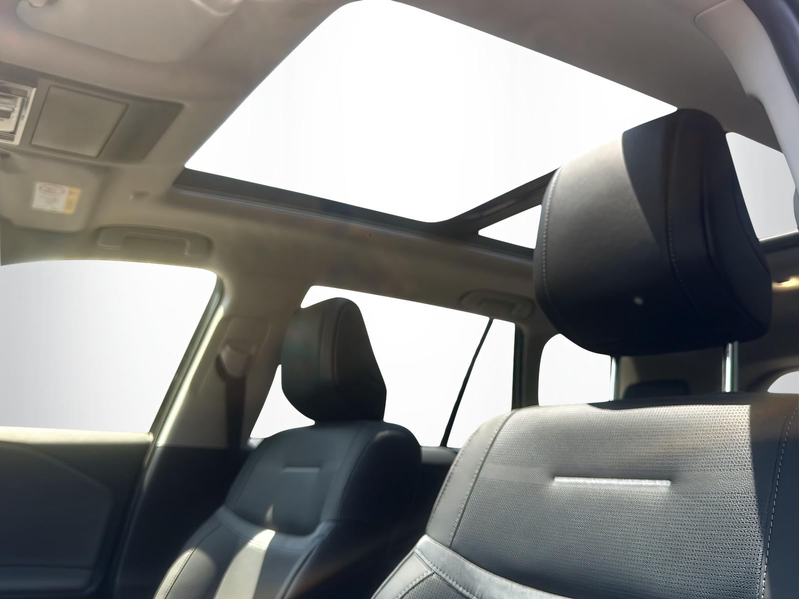 TOYOTA RAV4 2.5 HEV Premium-image-10