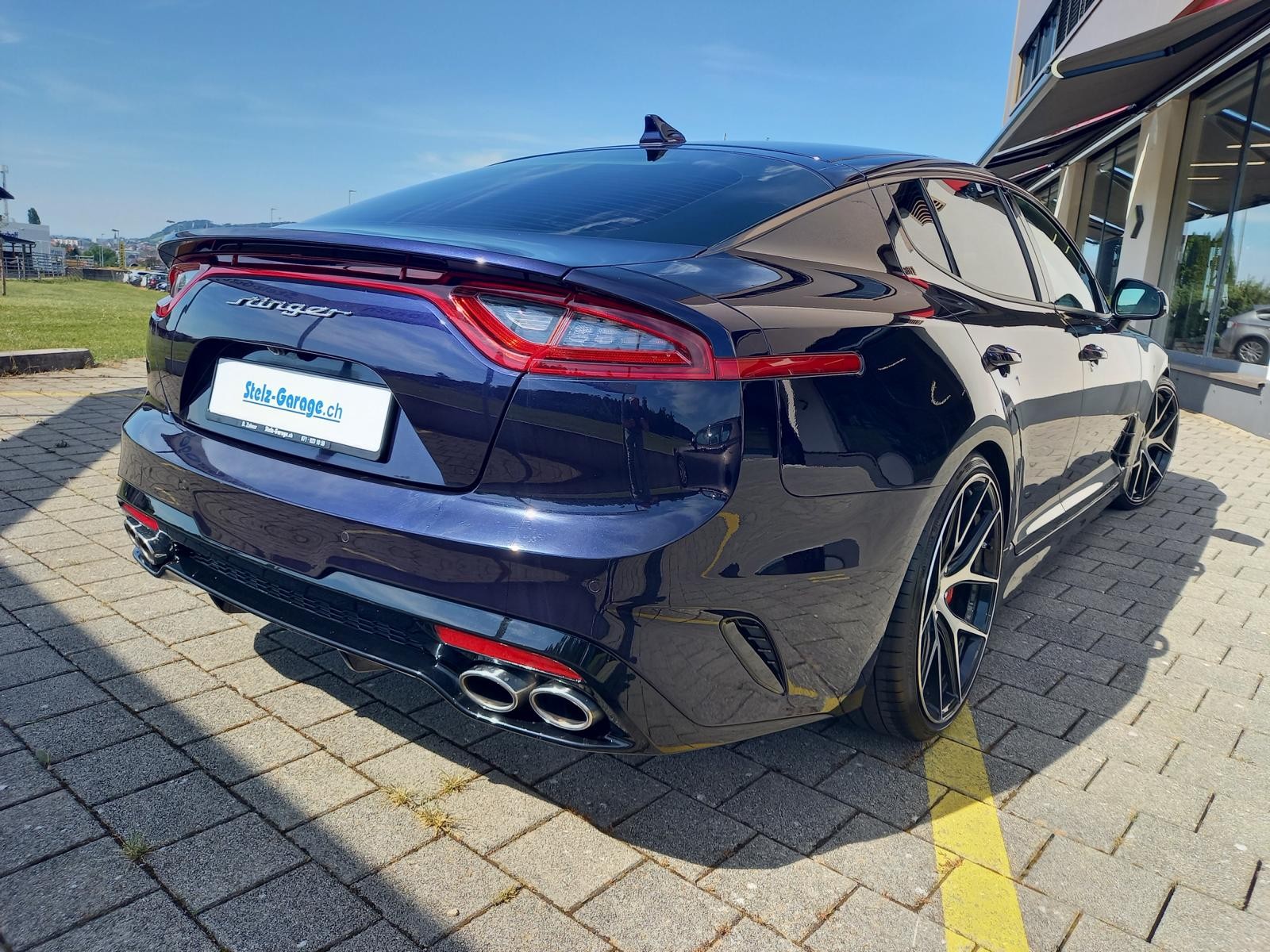 KIA Stinger 3.3 T-GDi GT Automat AWD-showroom-element-1
