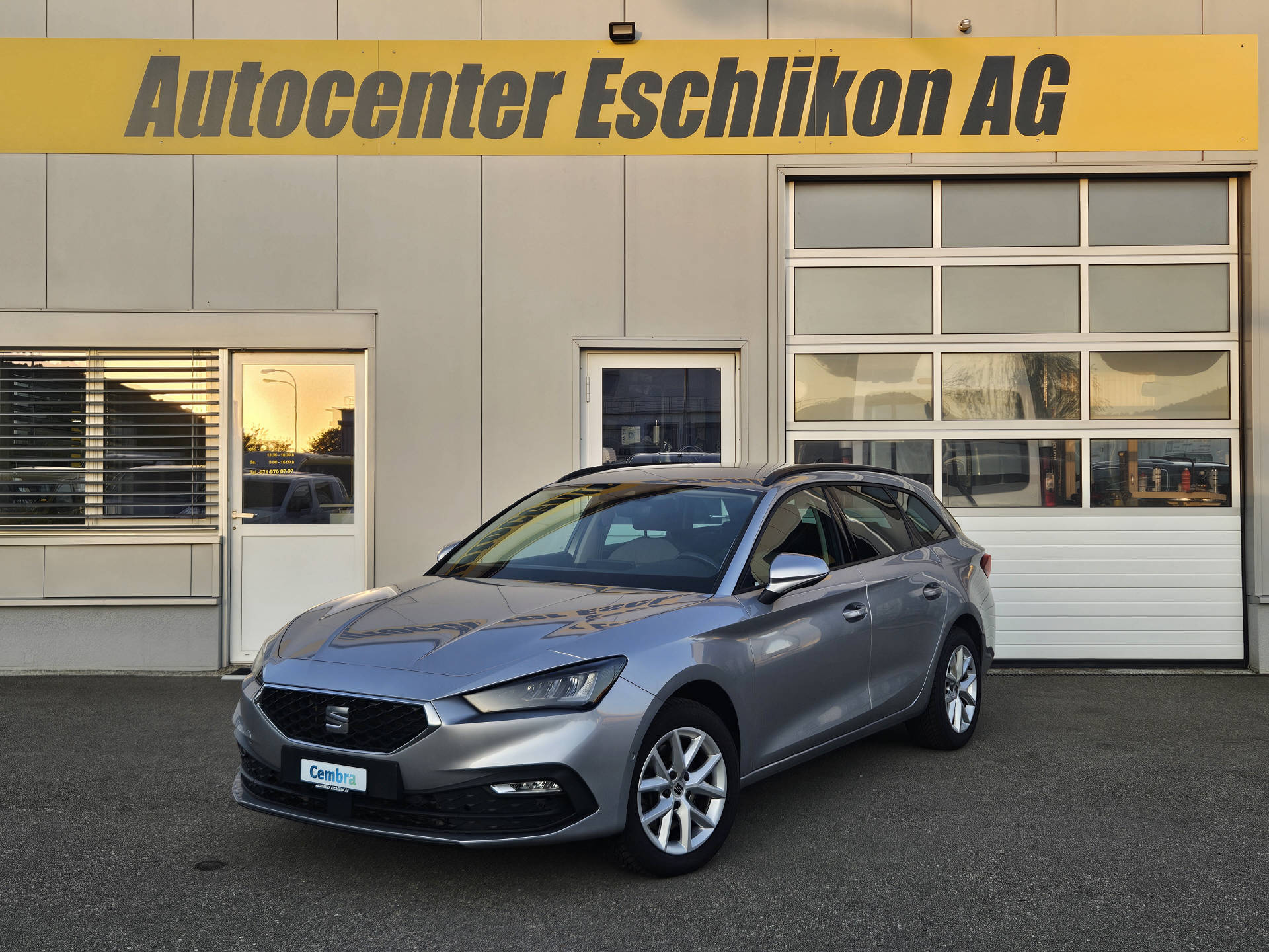 SEAT Leon ST 2.0 TDI Style DSG* Navi * Abstandsregeltempomat ACC *